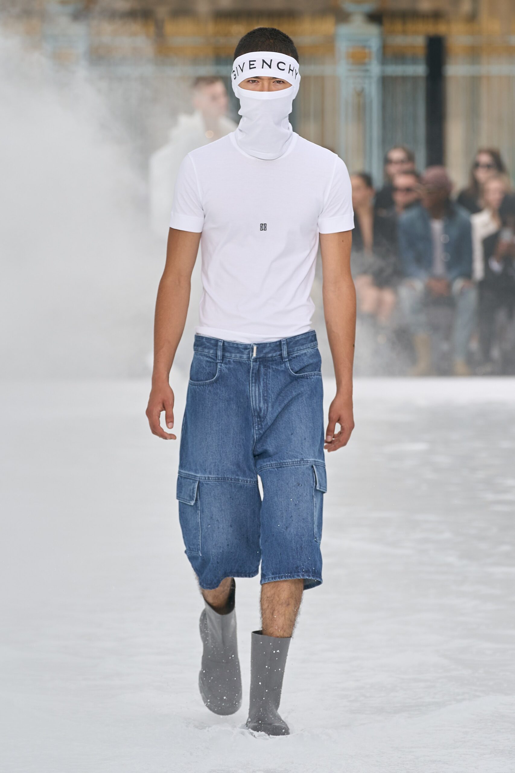 Givenchy S/S 23 Menswear Look 7