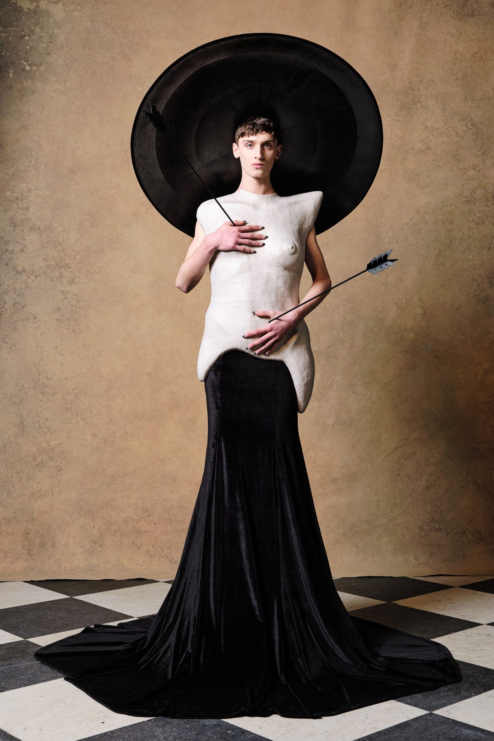 Harris Reed F/W 22 Look 1