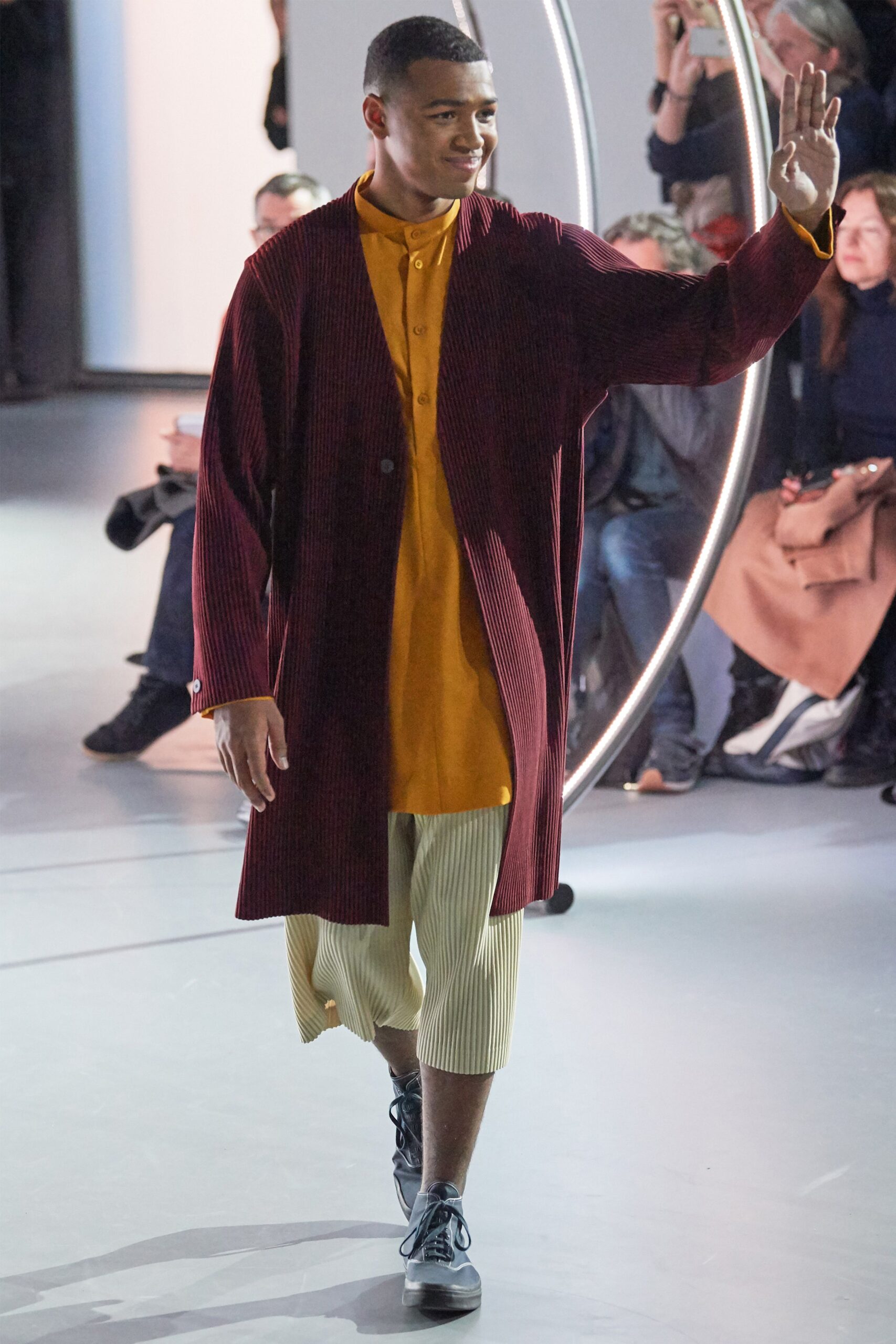 Homme Plissé Issey Miyake F/W 20 Menswear Look 2