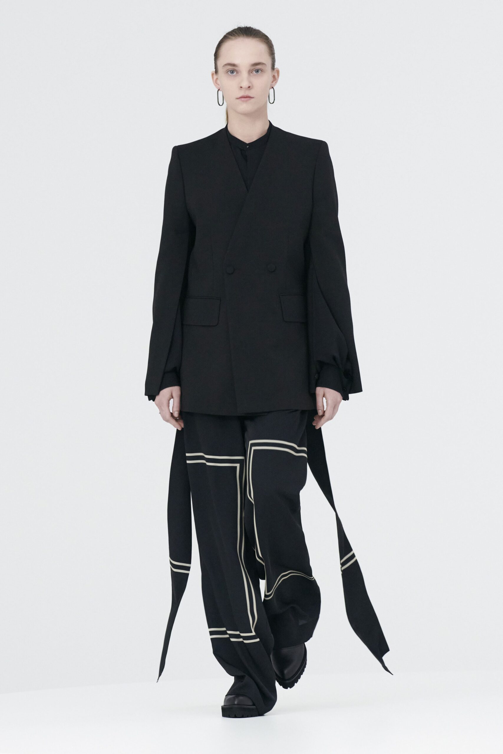 Hyke Tokyo F/W 22 Look 2