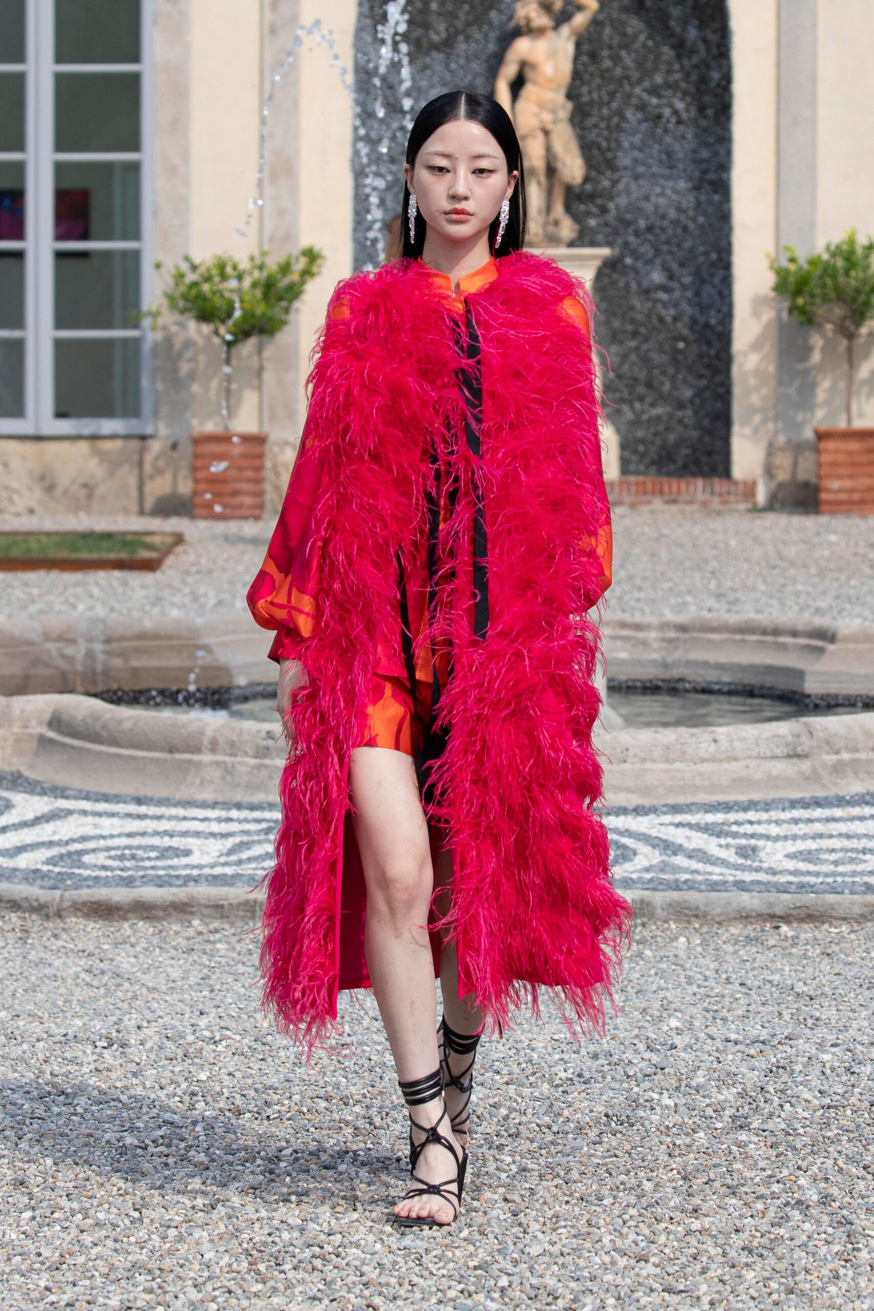 Huishan Zhang S/S 22 Look 3
