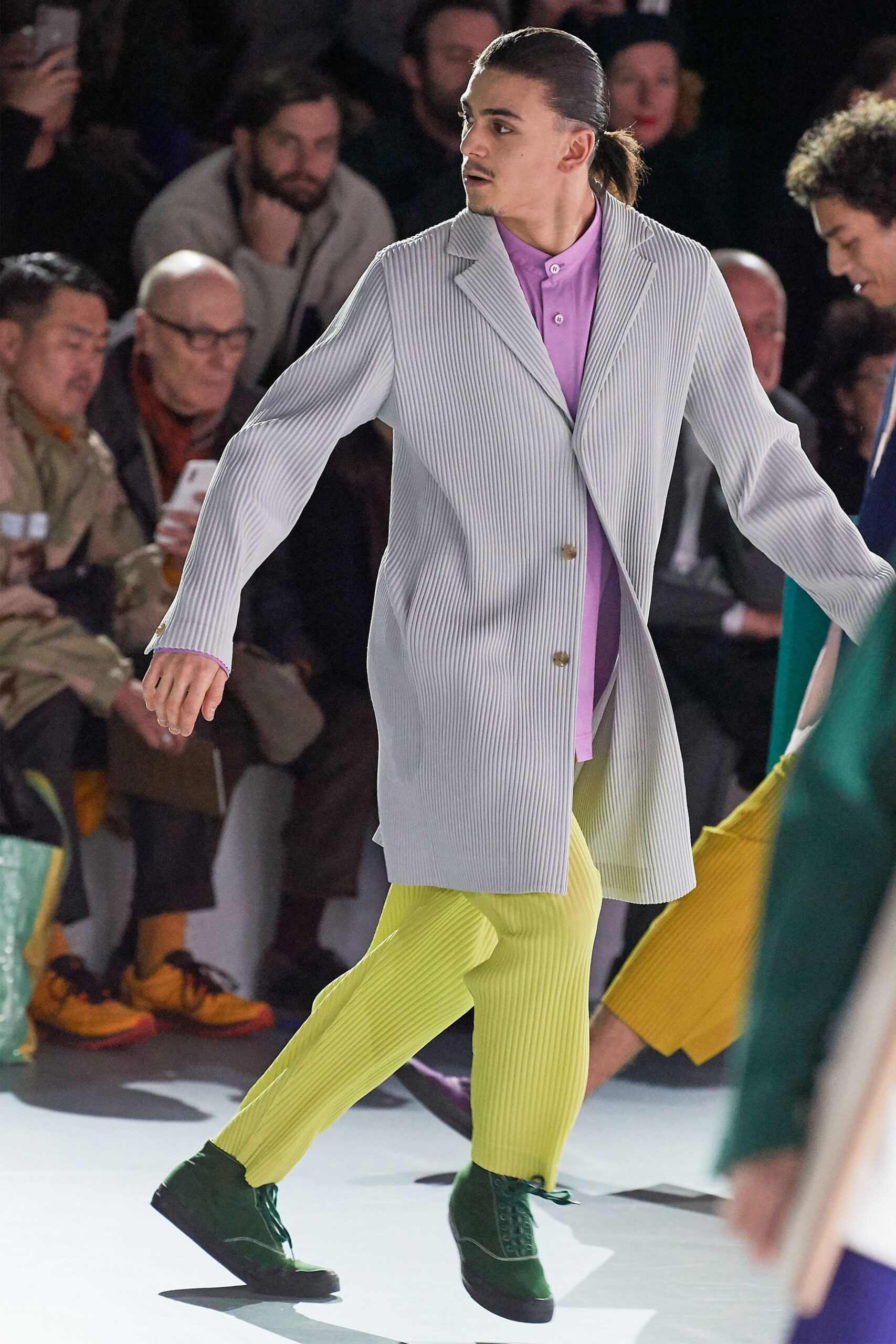 Homme Plissé Issey Miyake F/W 20 Menswear Look 4