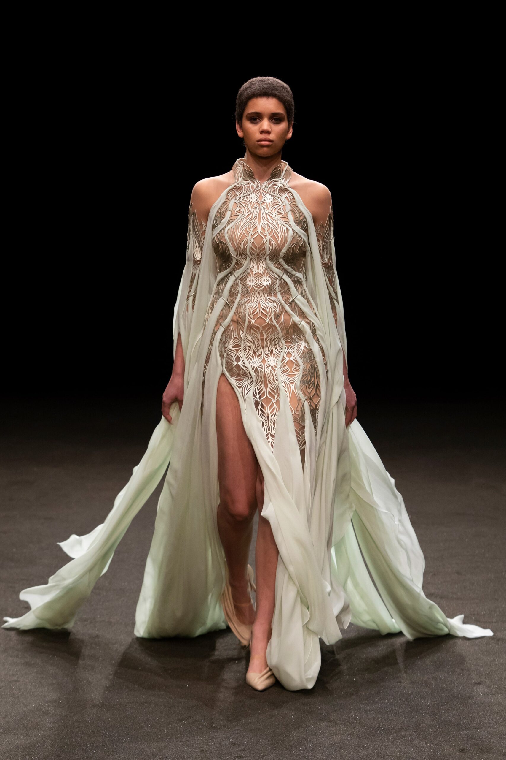 Iris van Herpen S/S 21 Couture Look 4
