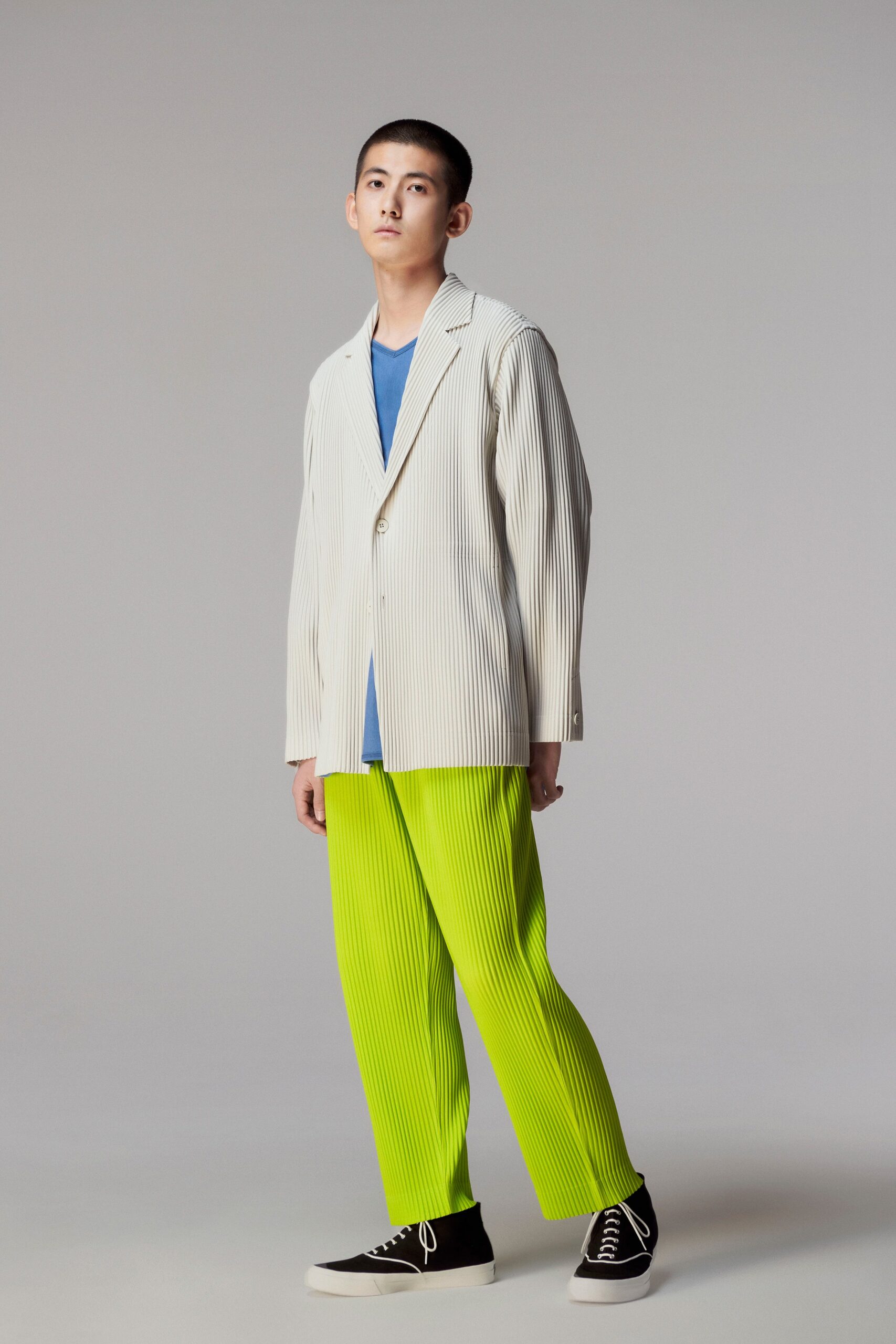Homme Plissé Issey Miyake S/S 21 Menswear Look 4