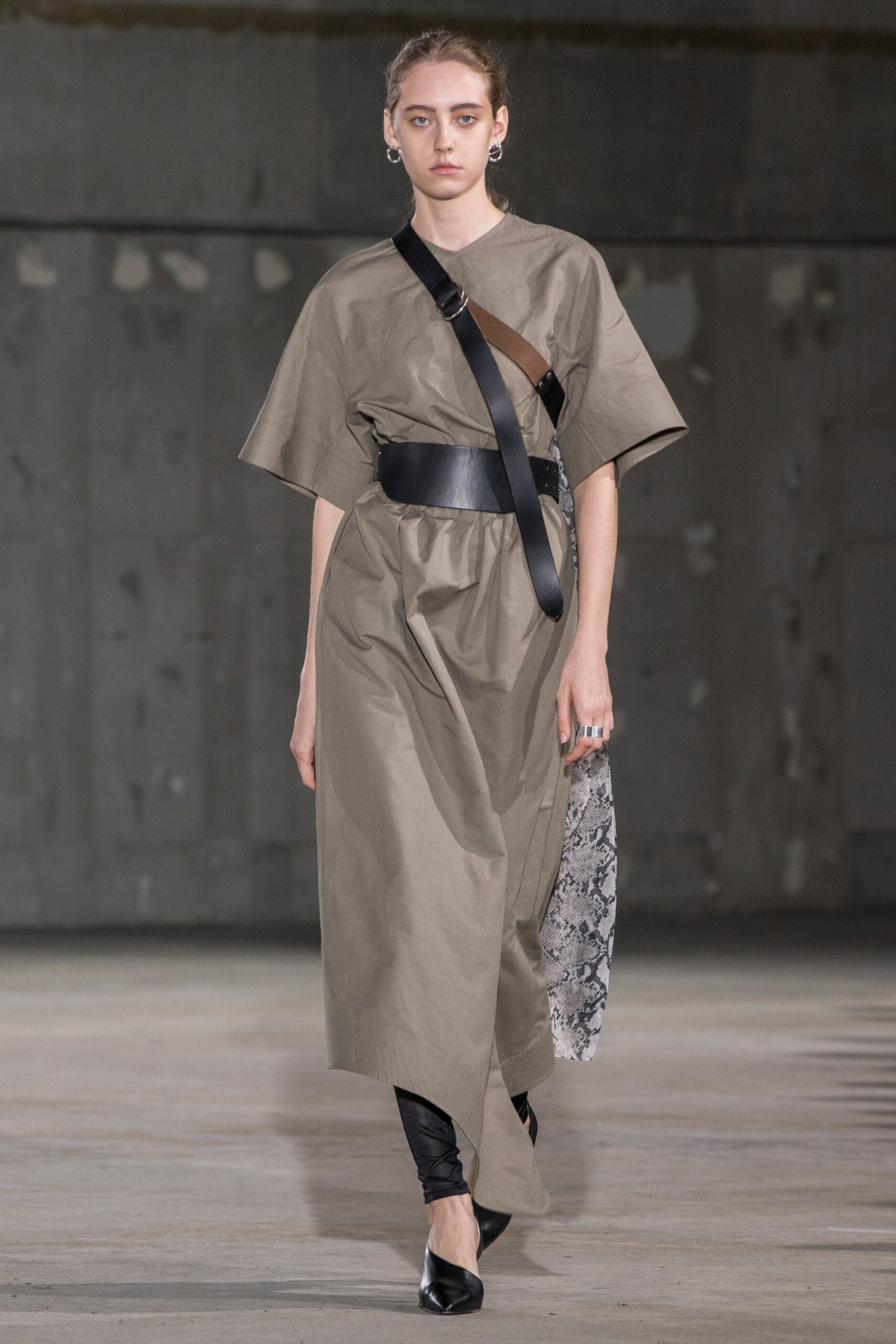 Hyke Tokyo S/S 19 Look 5