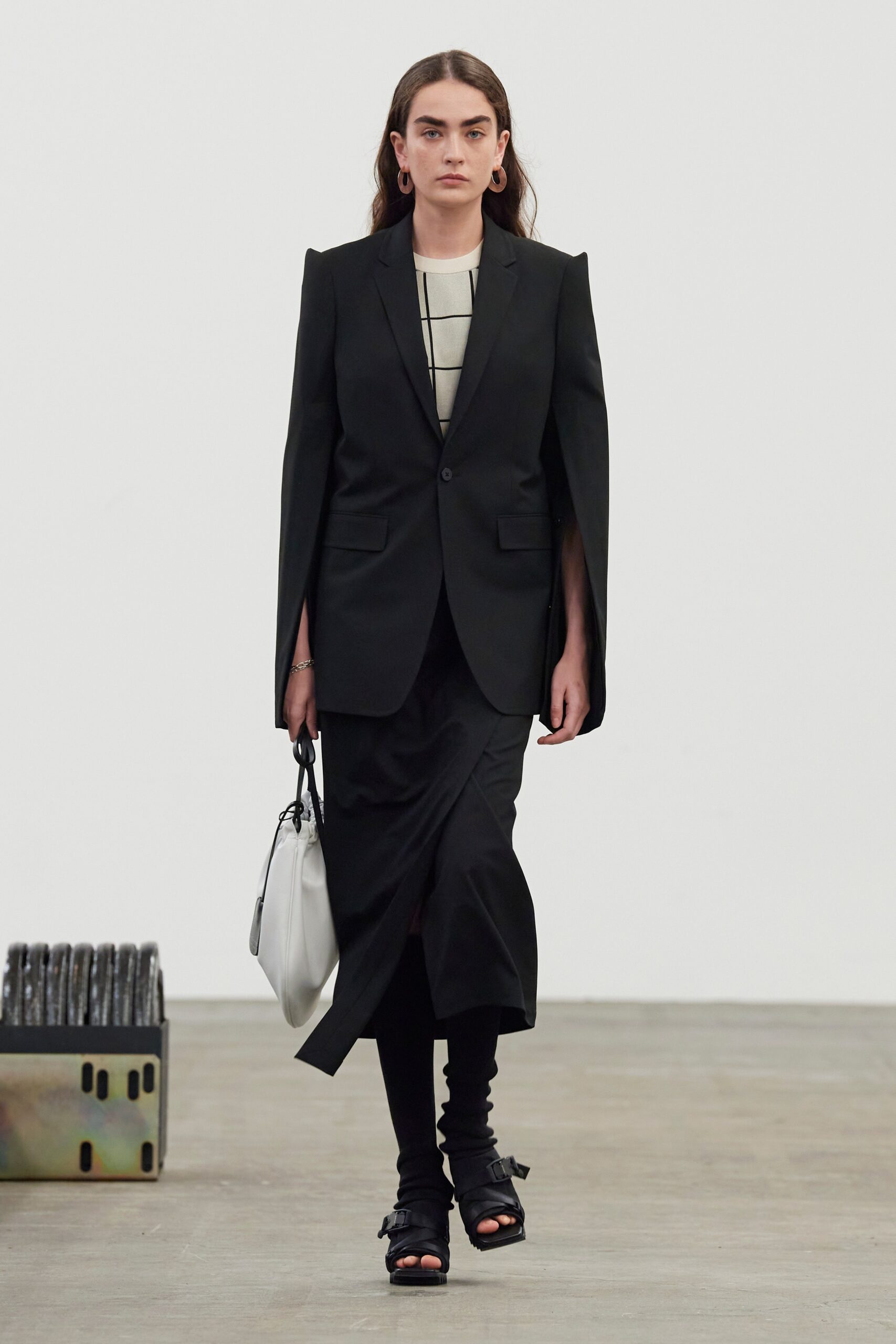 Hyke Tokyo S/S 22 Look 5