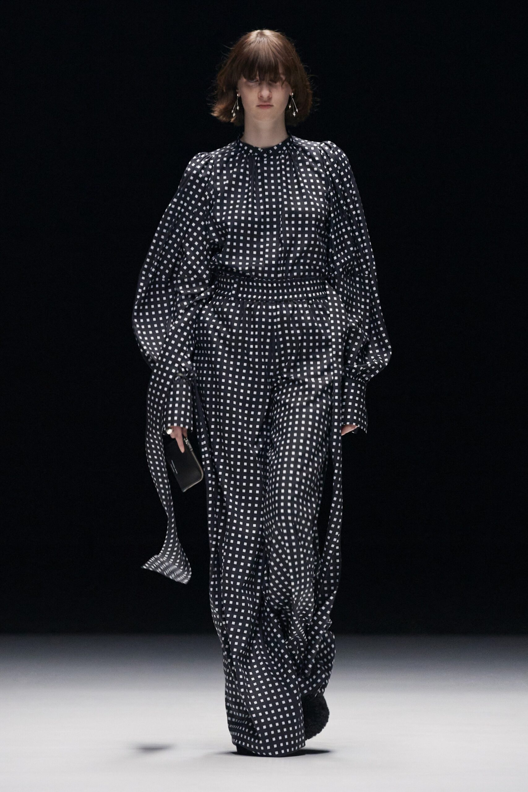 Hyke Tokyo F/W 23 Look 5