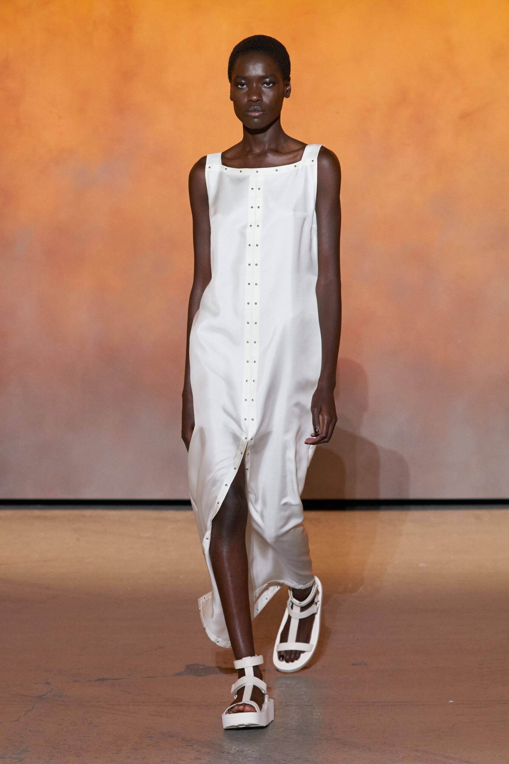Hermès S/S 22 Look 6