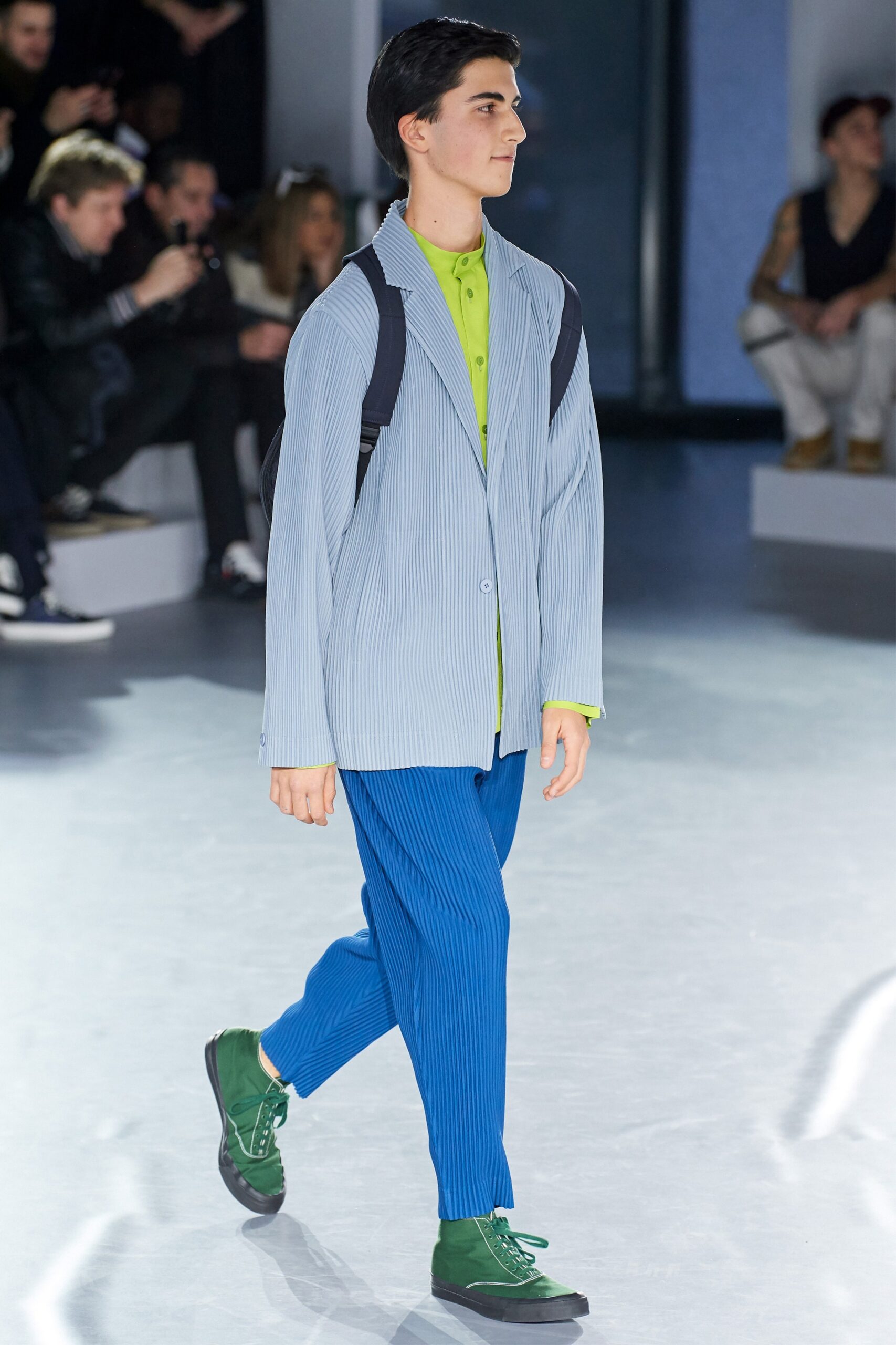 Homme Plissé Issey Miyake F/W 20 Menswear Look 6