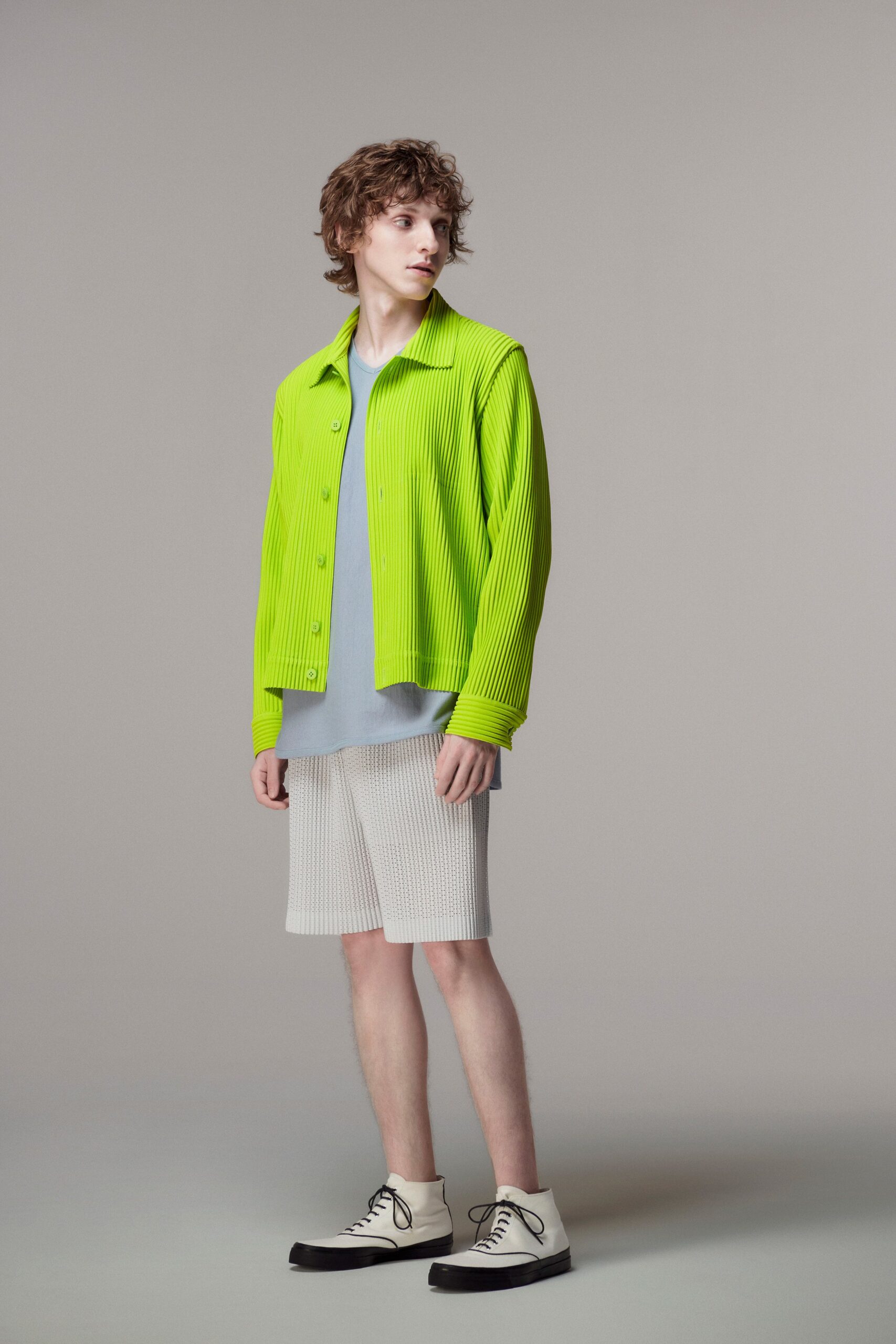 Homme Plissé Issey Miyake S/S 21 Menswear Look 6