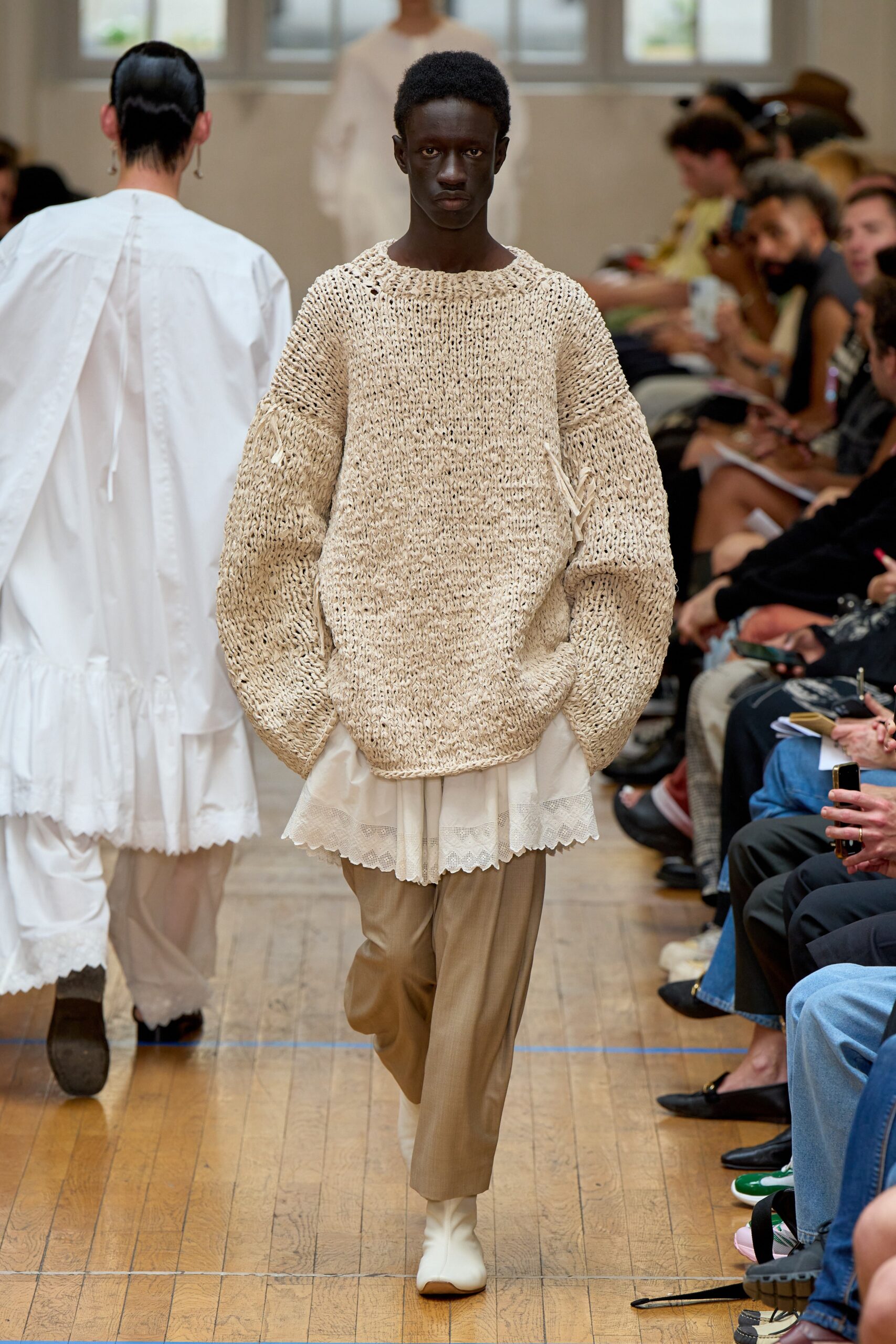 Hed Mayner S/S 23 Menswear Look 6