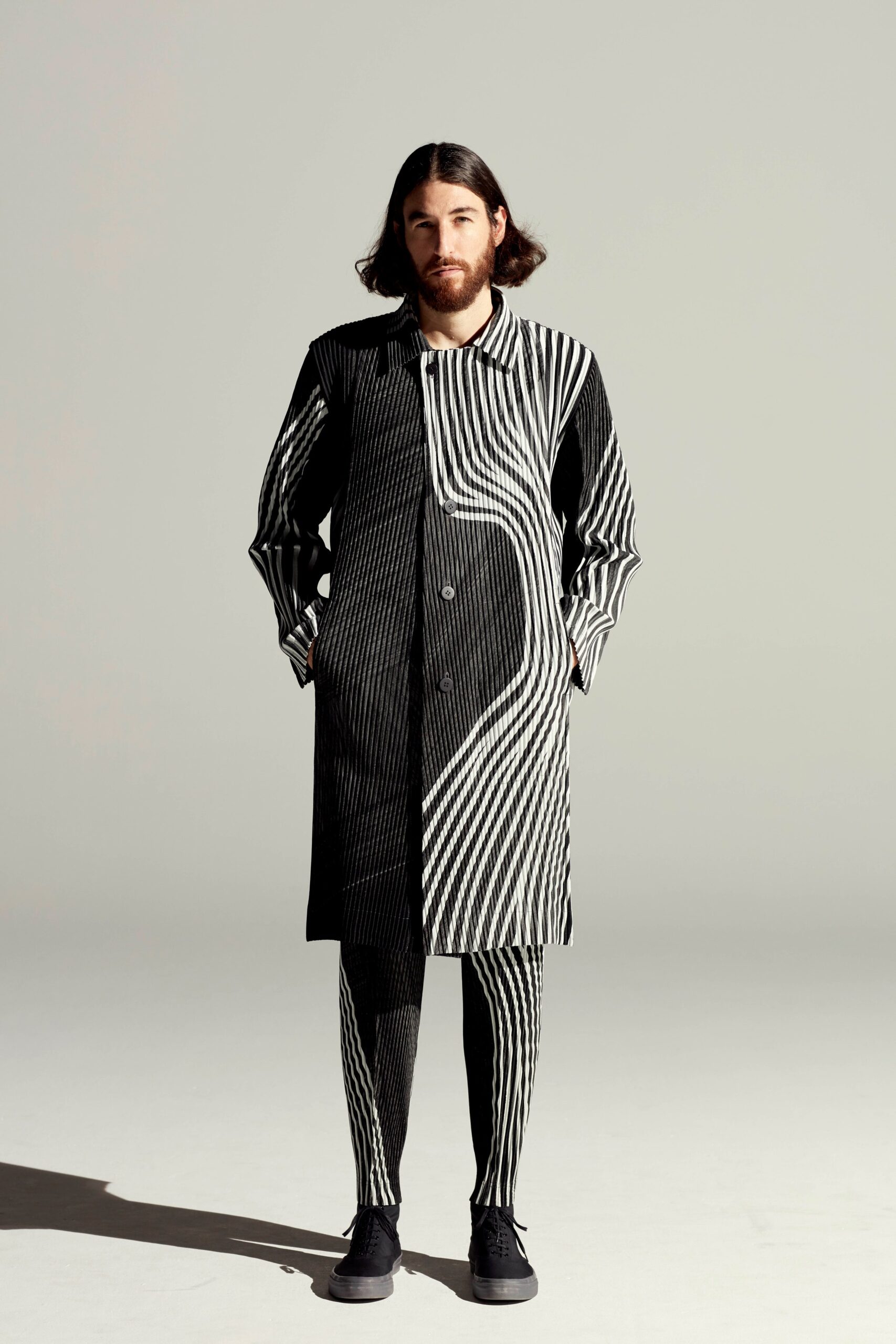 Homme Plissé Issey Miyake S/S 22 Menswear Look 7