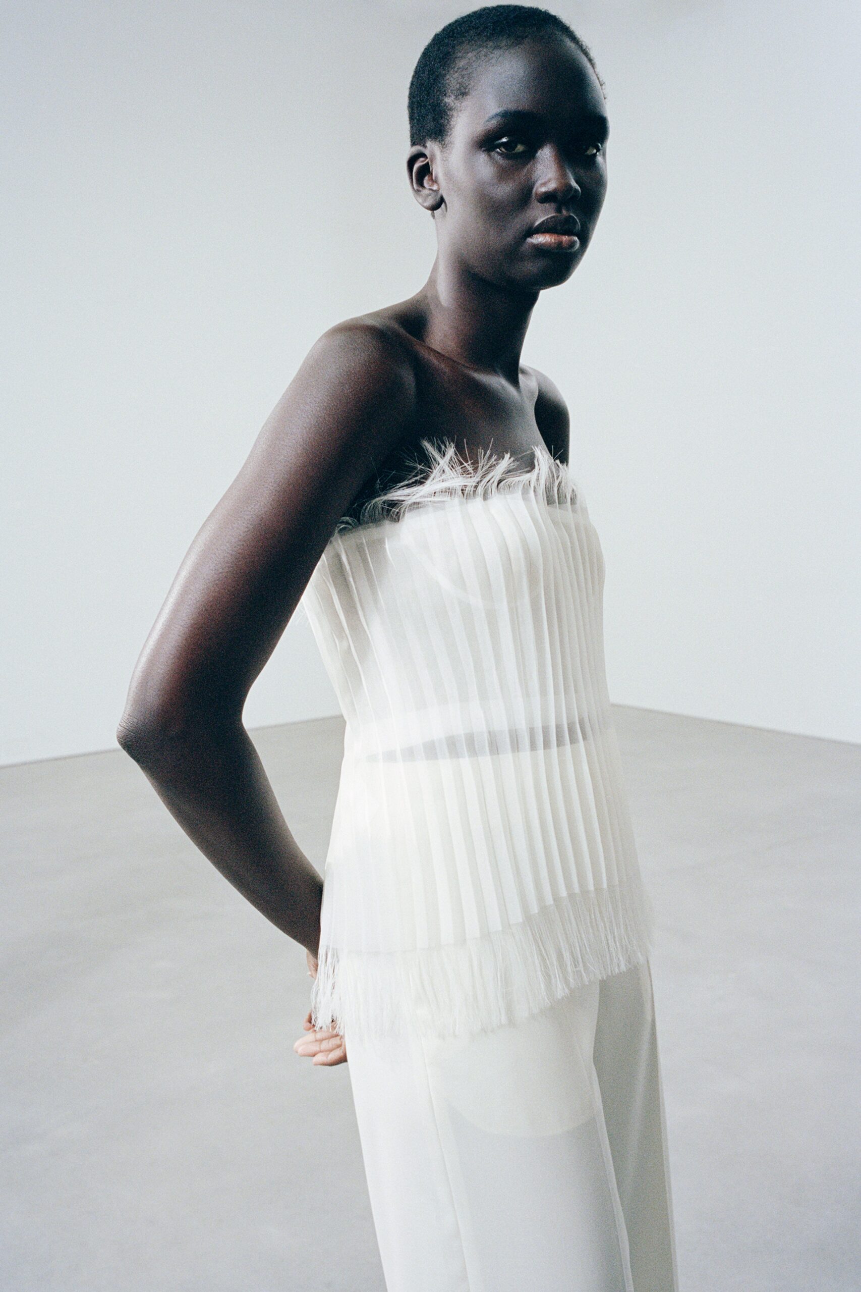 Interior S/S 22 Look 7