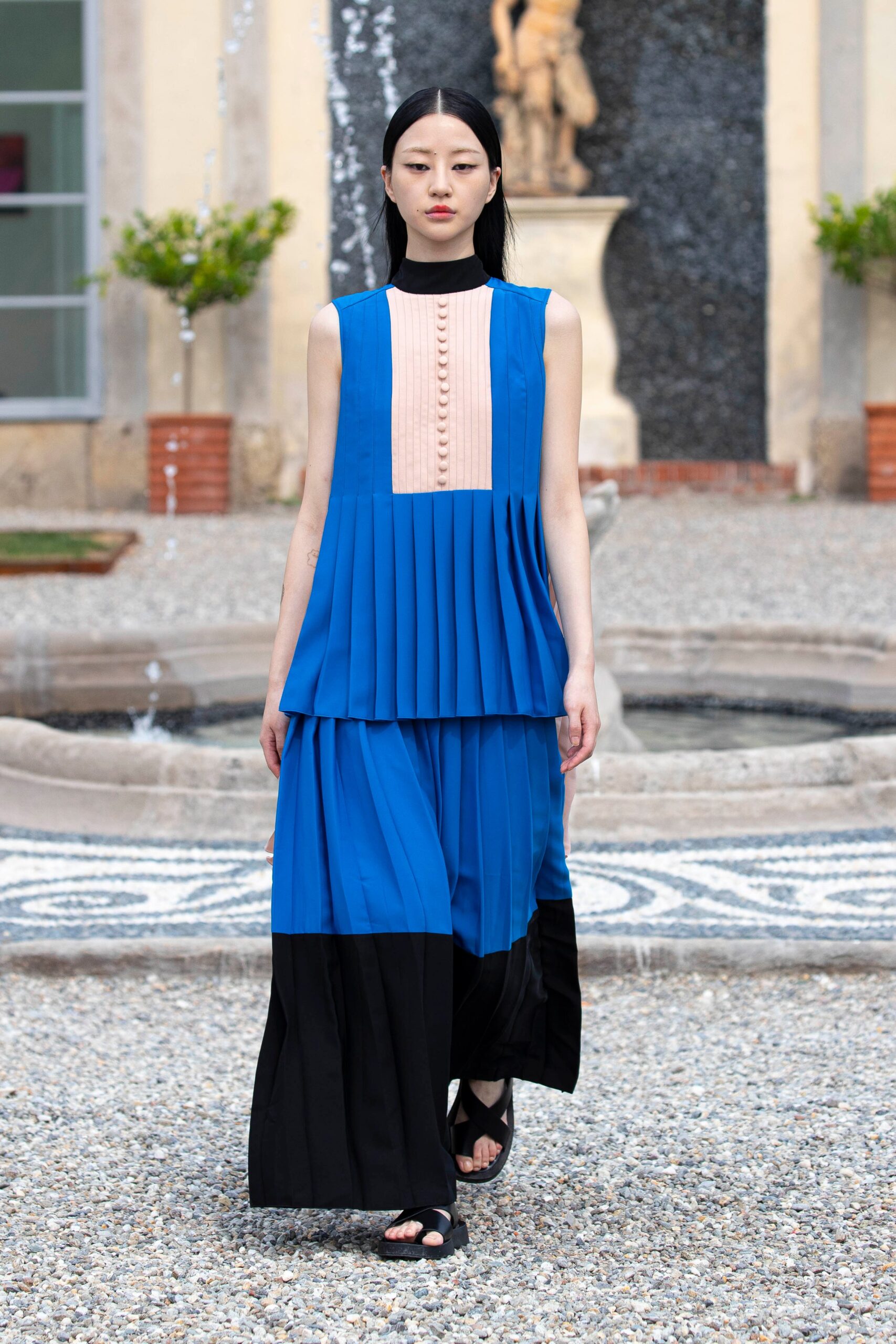 Huishan Zhang S/S 22 Look 8