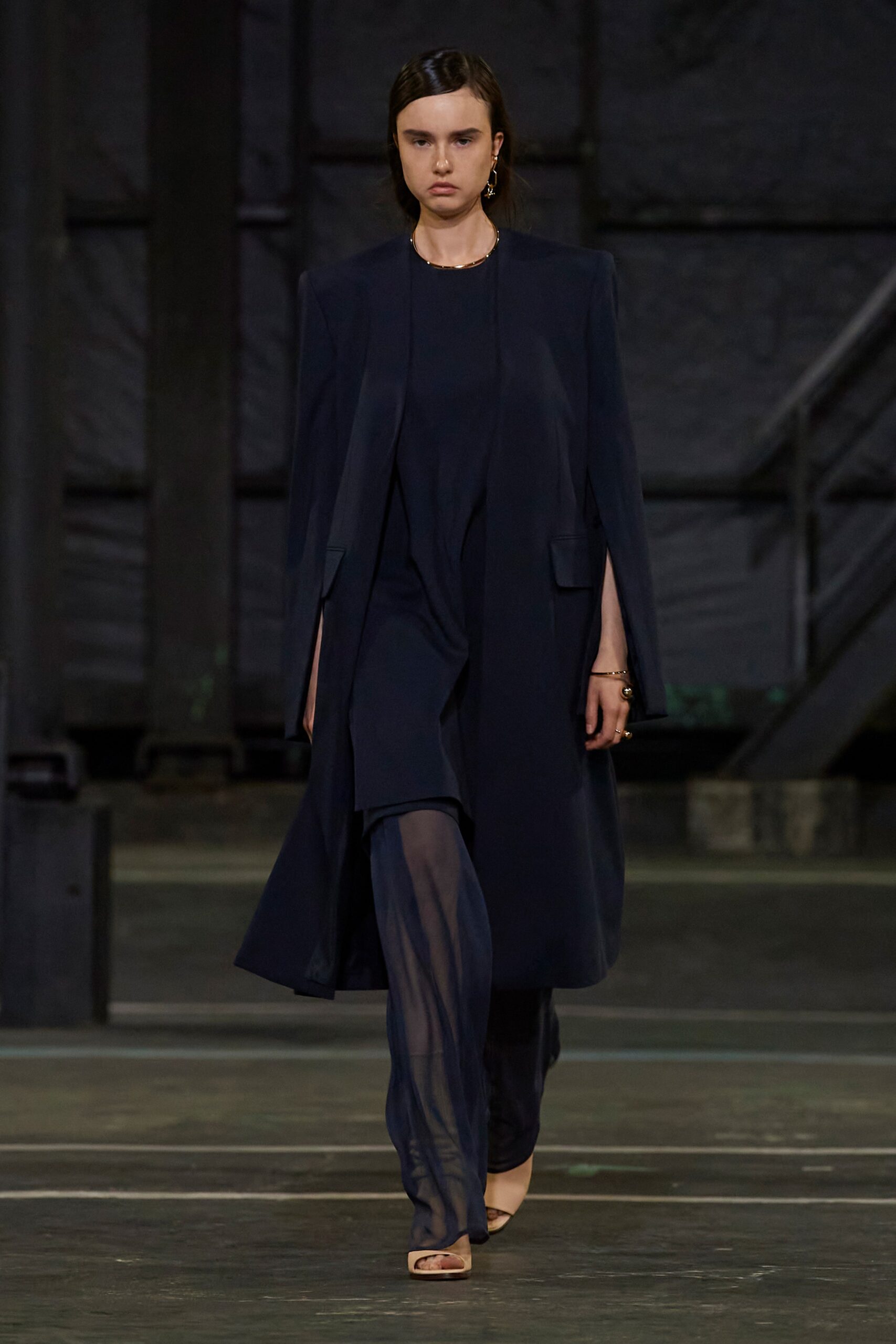 Hyke Tokyo S/S 21 Look 8