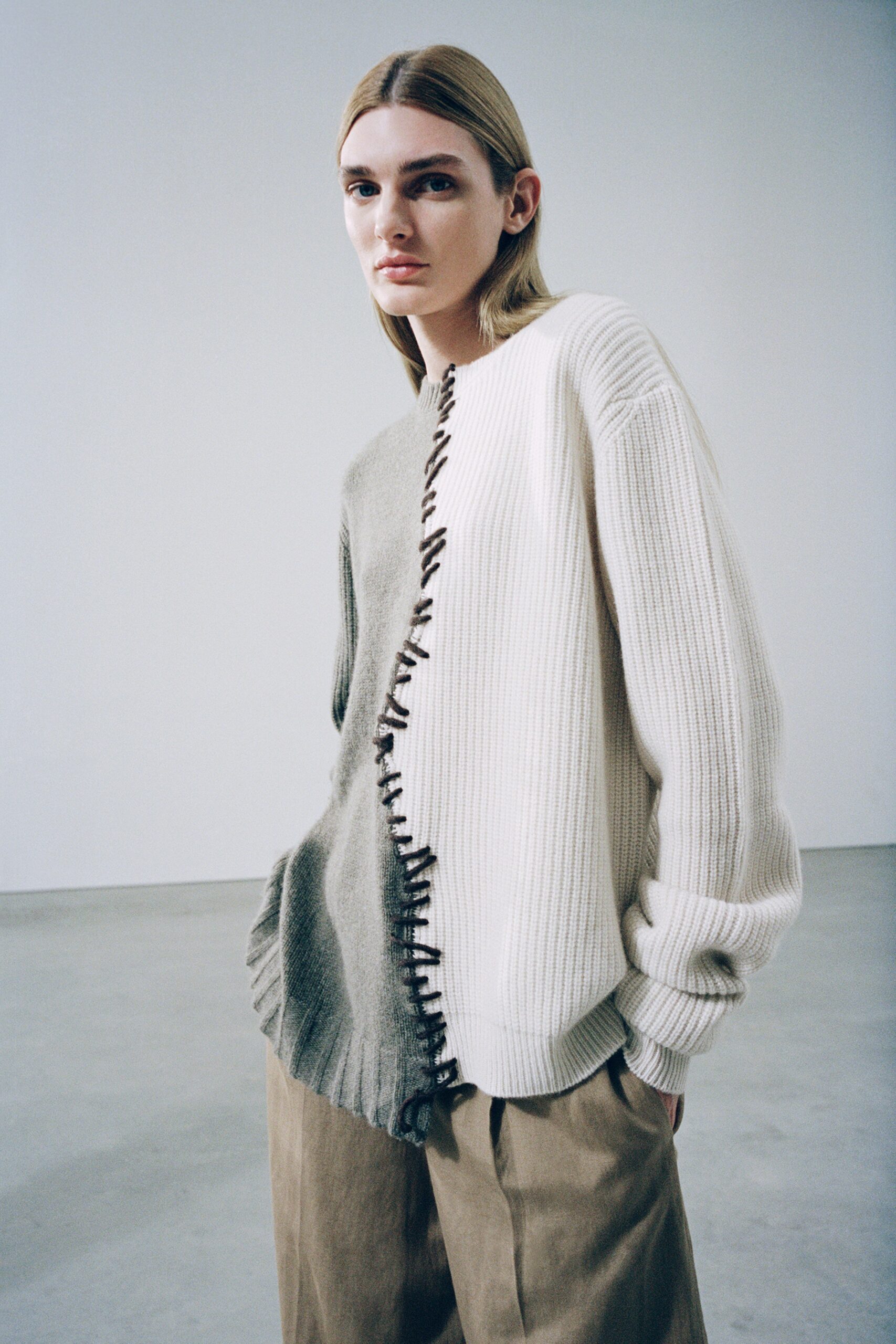 Interior S/S 22 Look 8