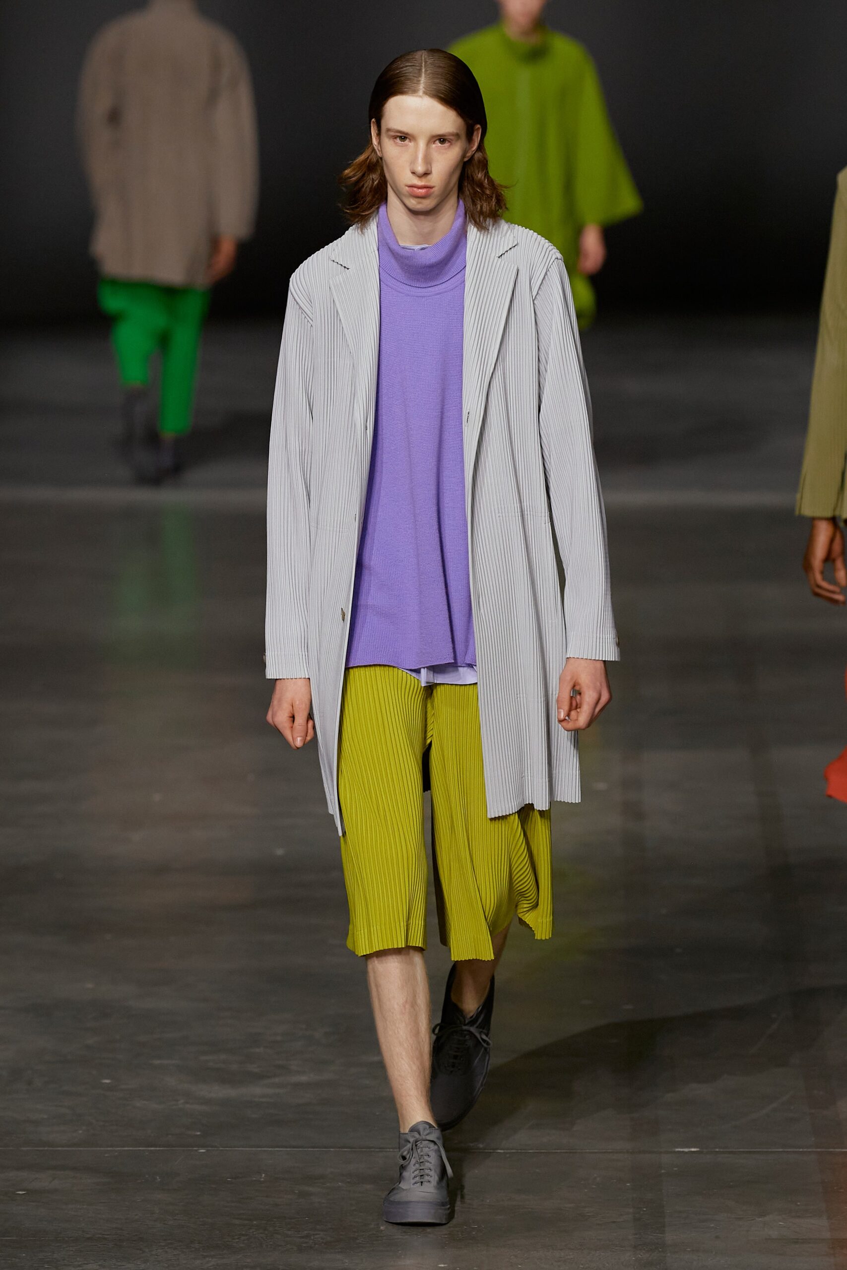 Homme Plissé Issey Miyake F/W 23 Menswear Look 9
