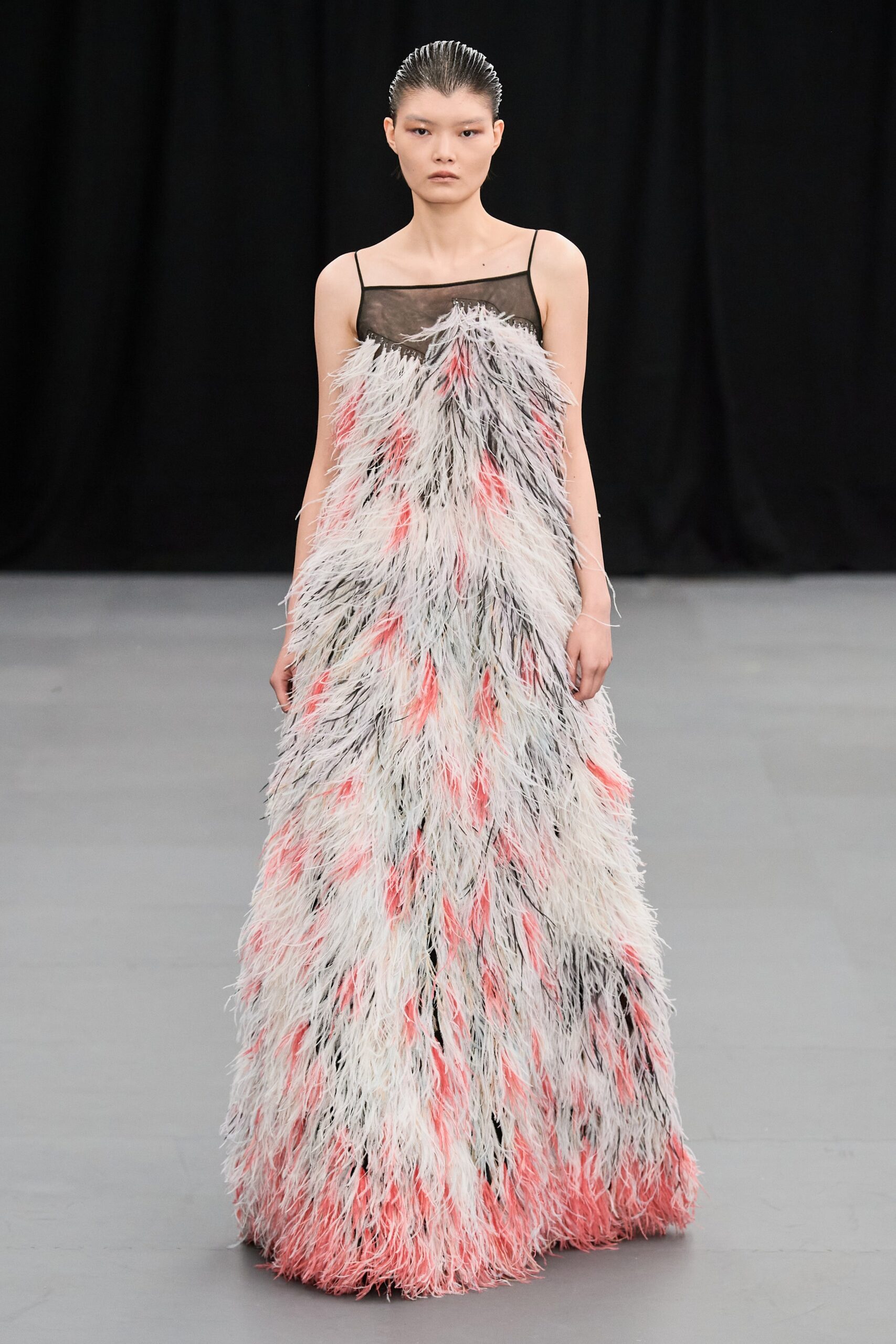 Huishan Zhang S/S 23 Look 9