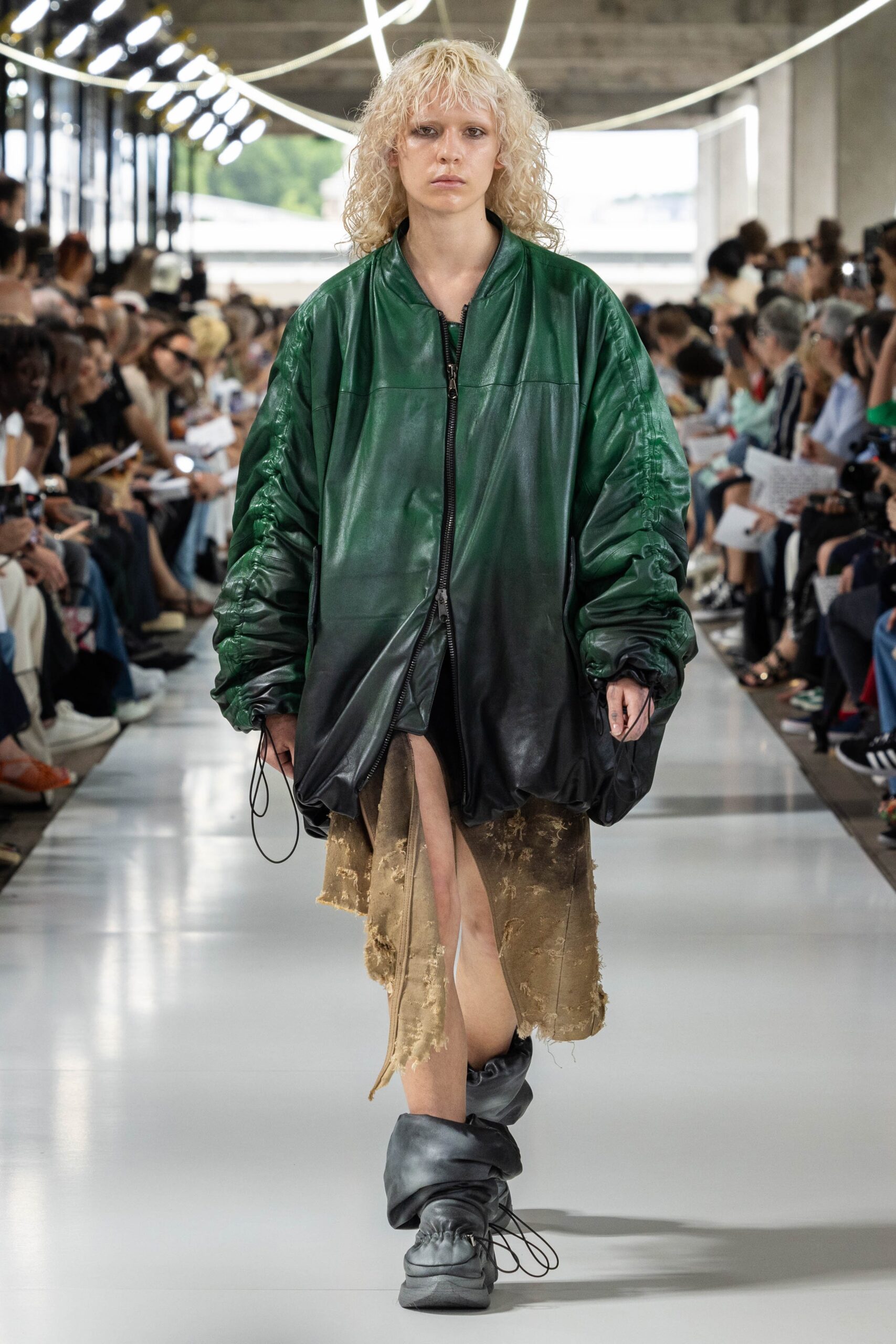 Institut Français de la Mode S/S 24 Look 9
