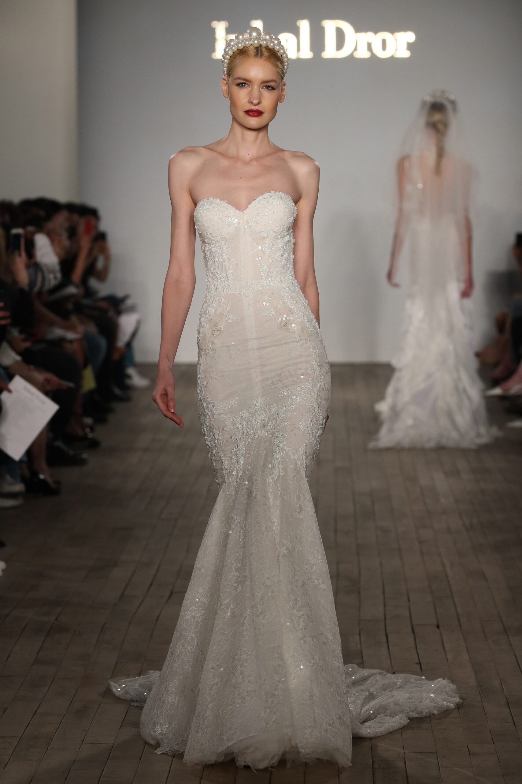 Inbal Dror F/W 19 Bridal Look 9