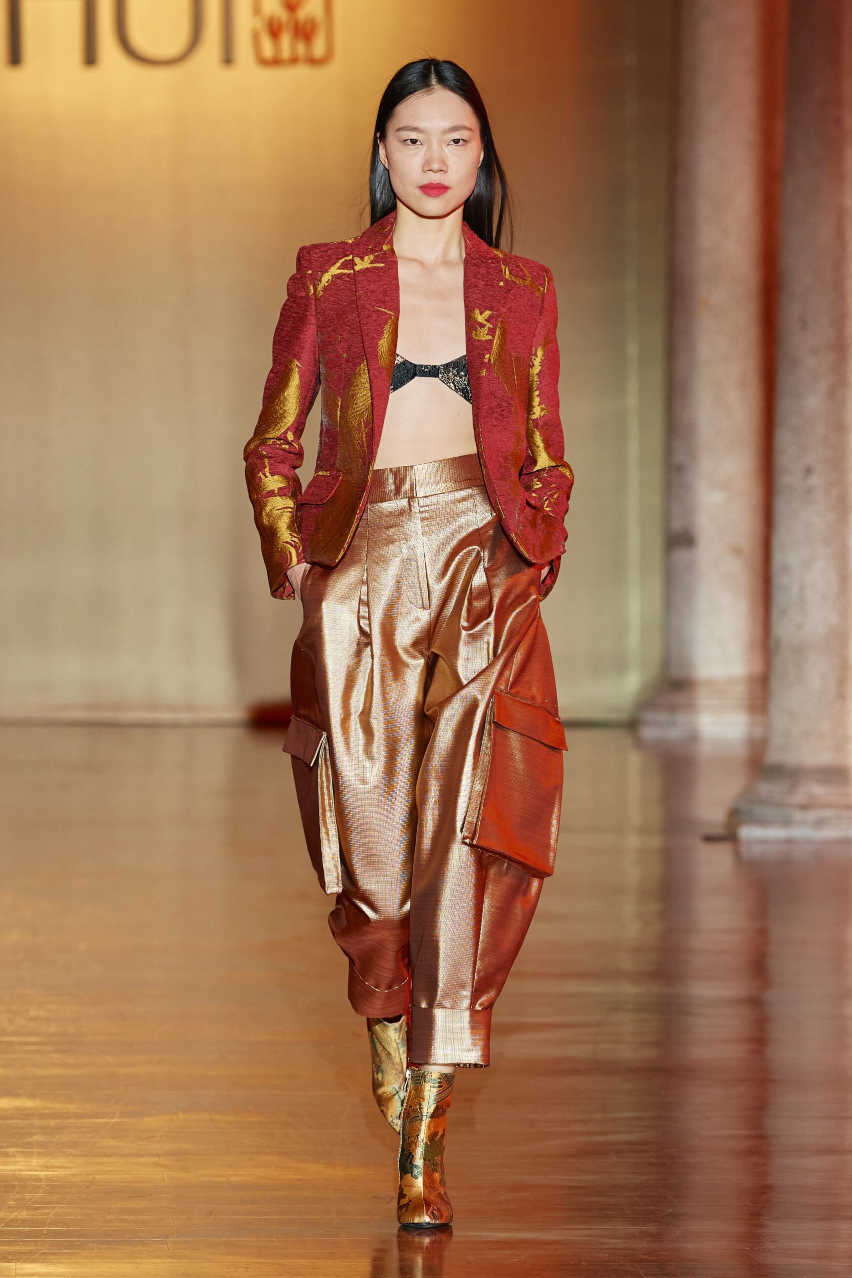 HUI F/W 22 Look 10