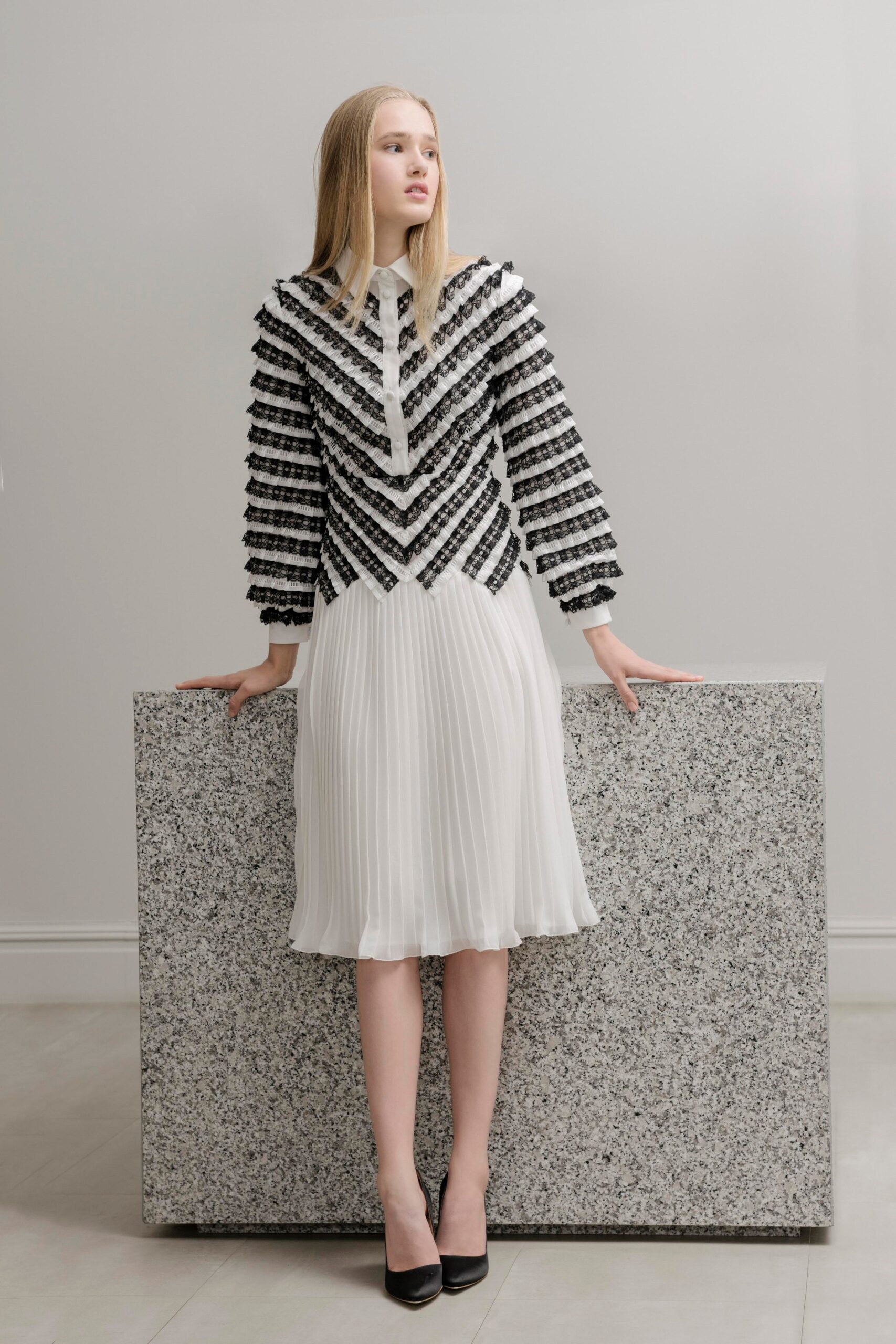 Huishan Zhang Resort 20 Look 10