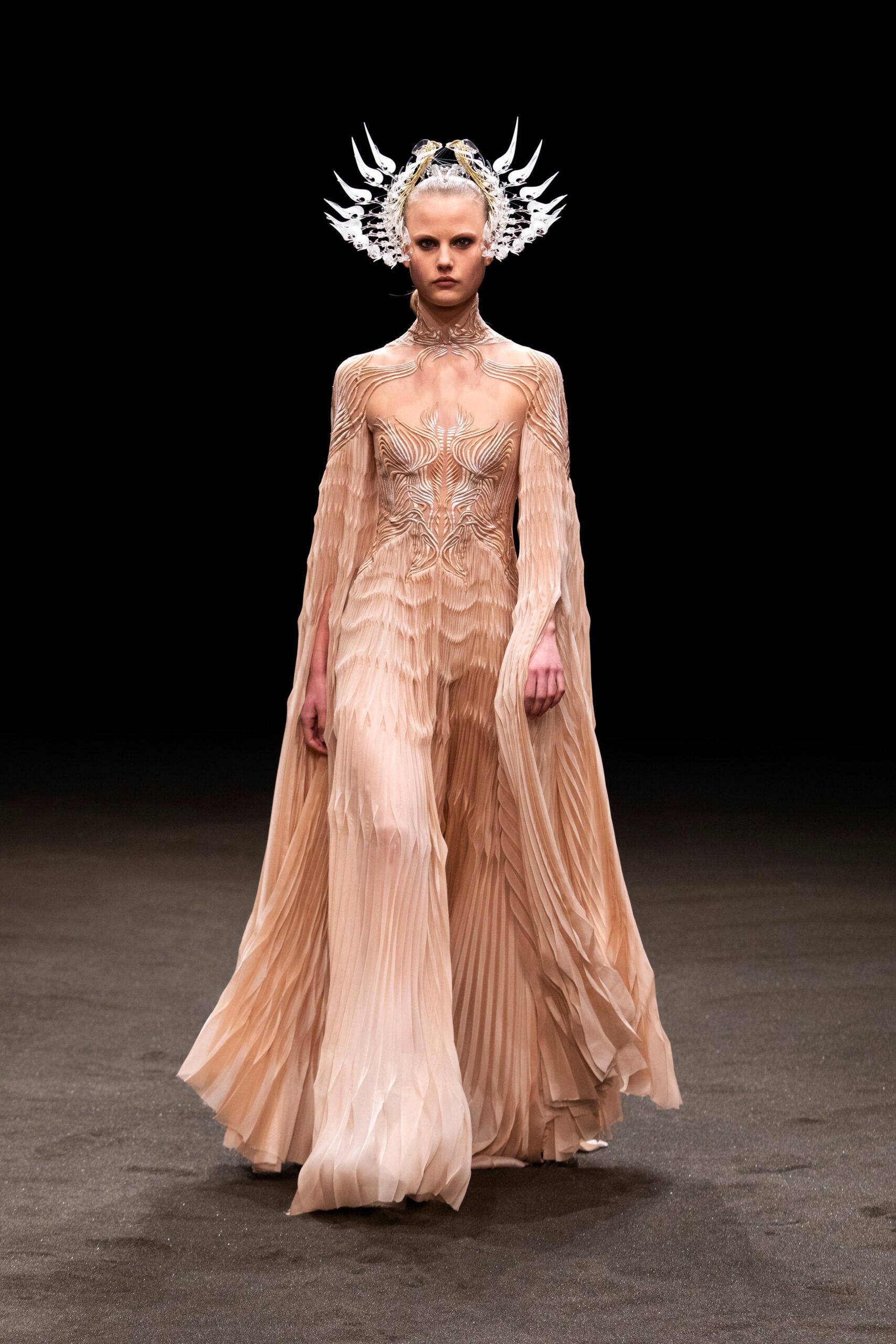 Iris van Herpen S/S 21 Couture Look 10