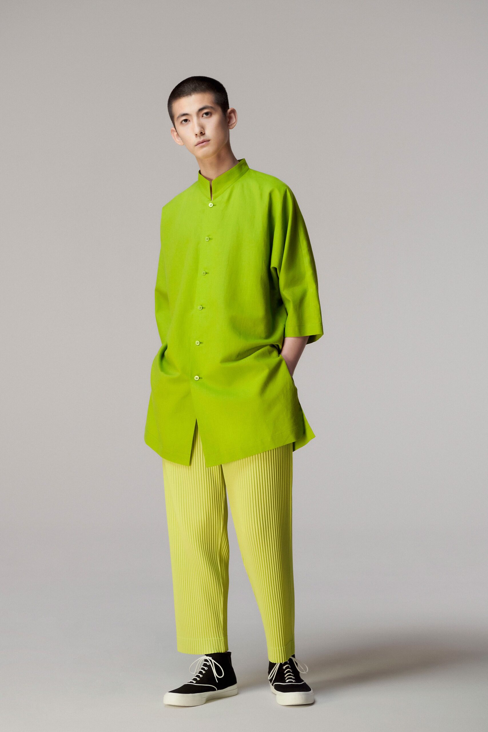 Homme Plissé Issey Miyake S/S 21 Menswear Look 10