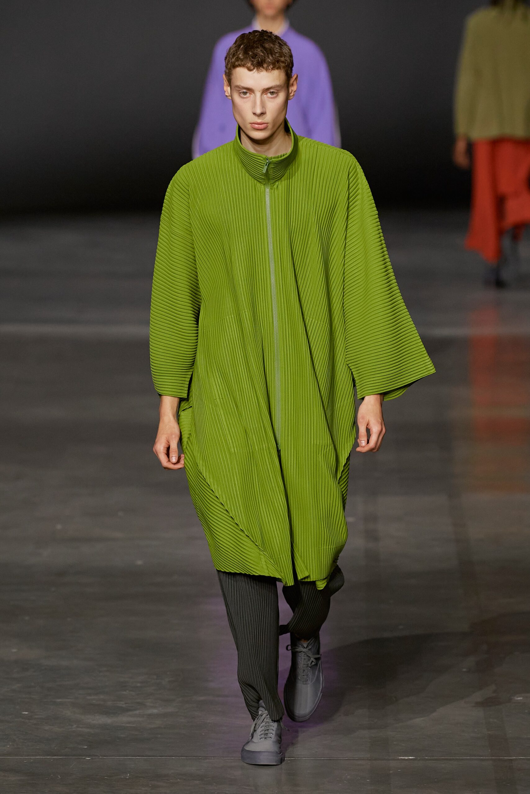 Homme Plissé Issey Miyake F/W 23 Menswear Look 10