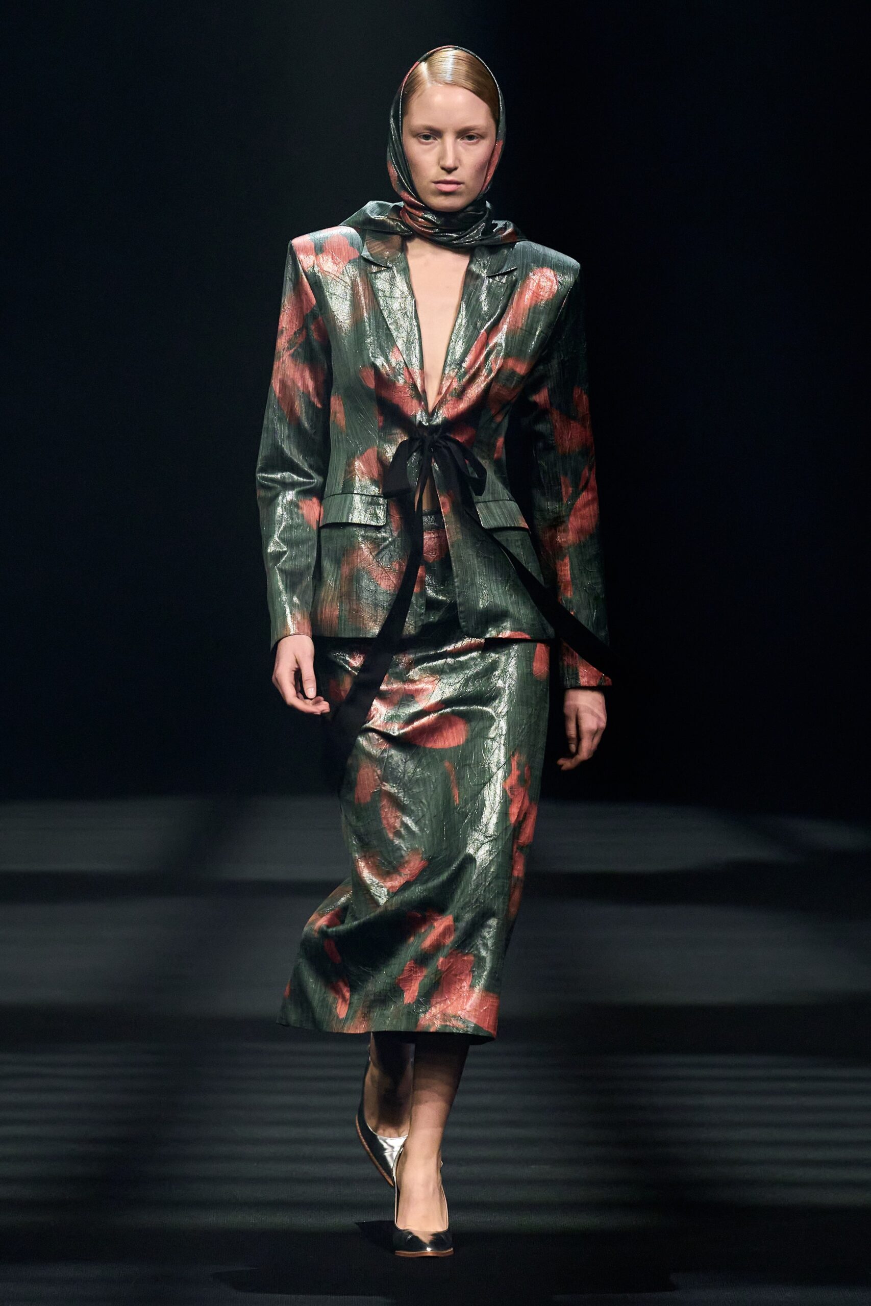 Huishan Zhang F/W 23 Look 10