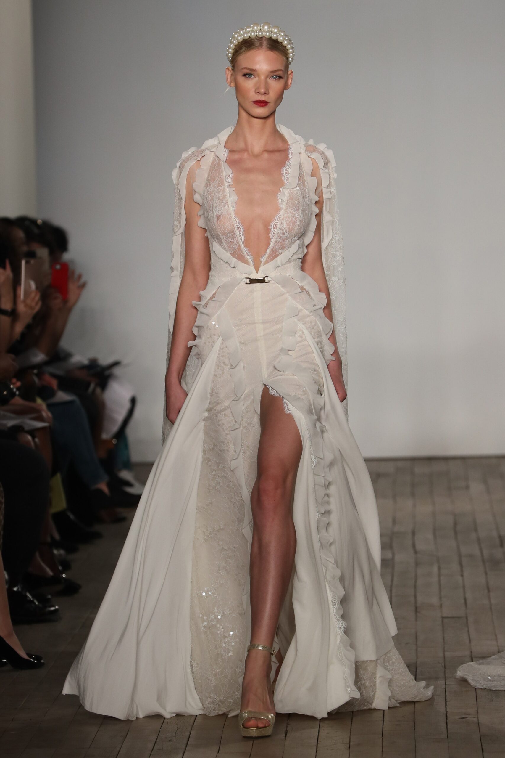 Inbal Dror F/W 19 Bridal Look 10