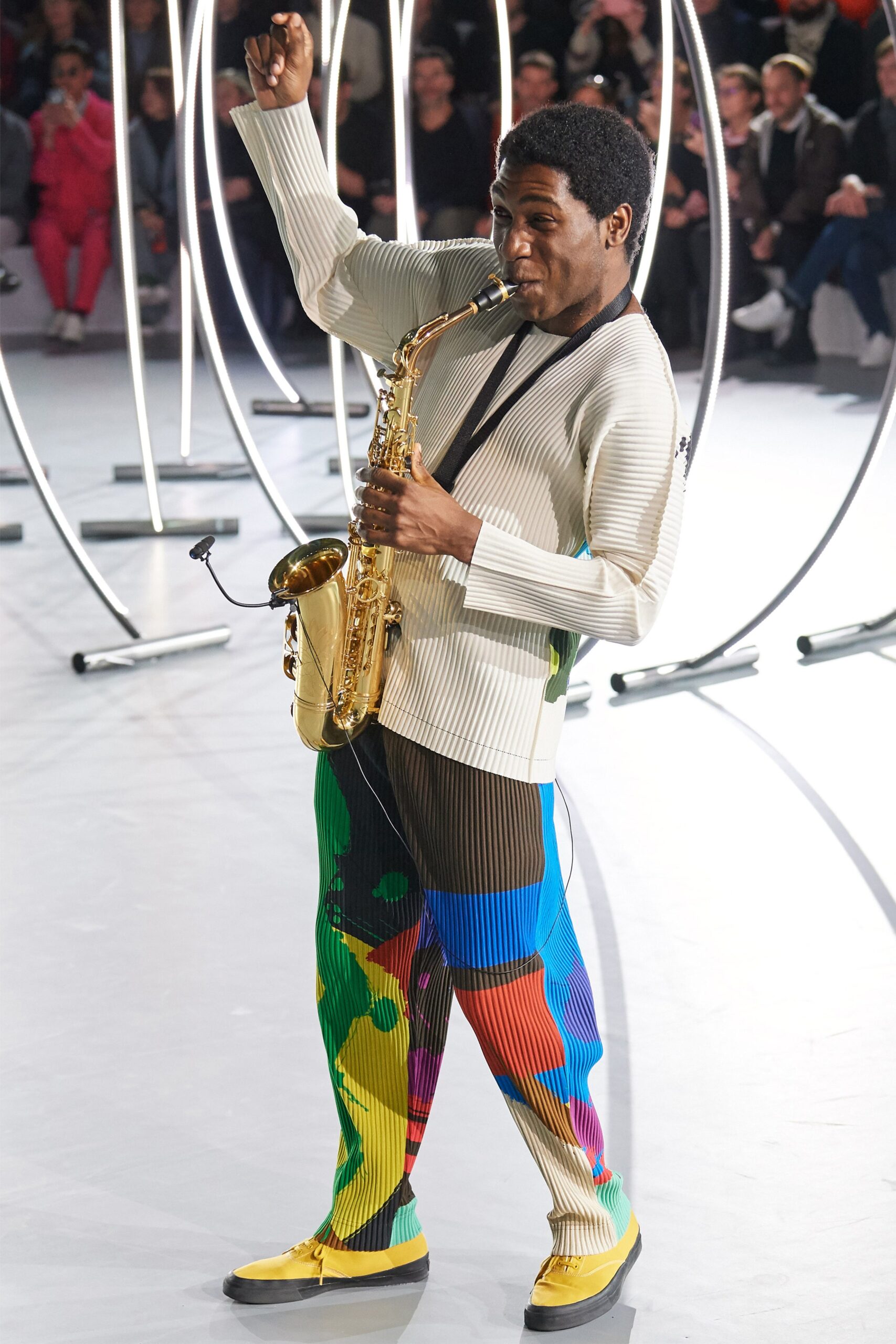 Homme Plissé Issey Miyake F/W 20 Menswear Look 11