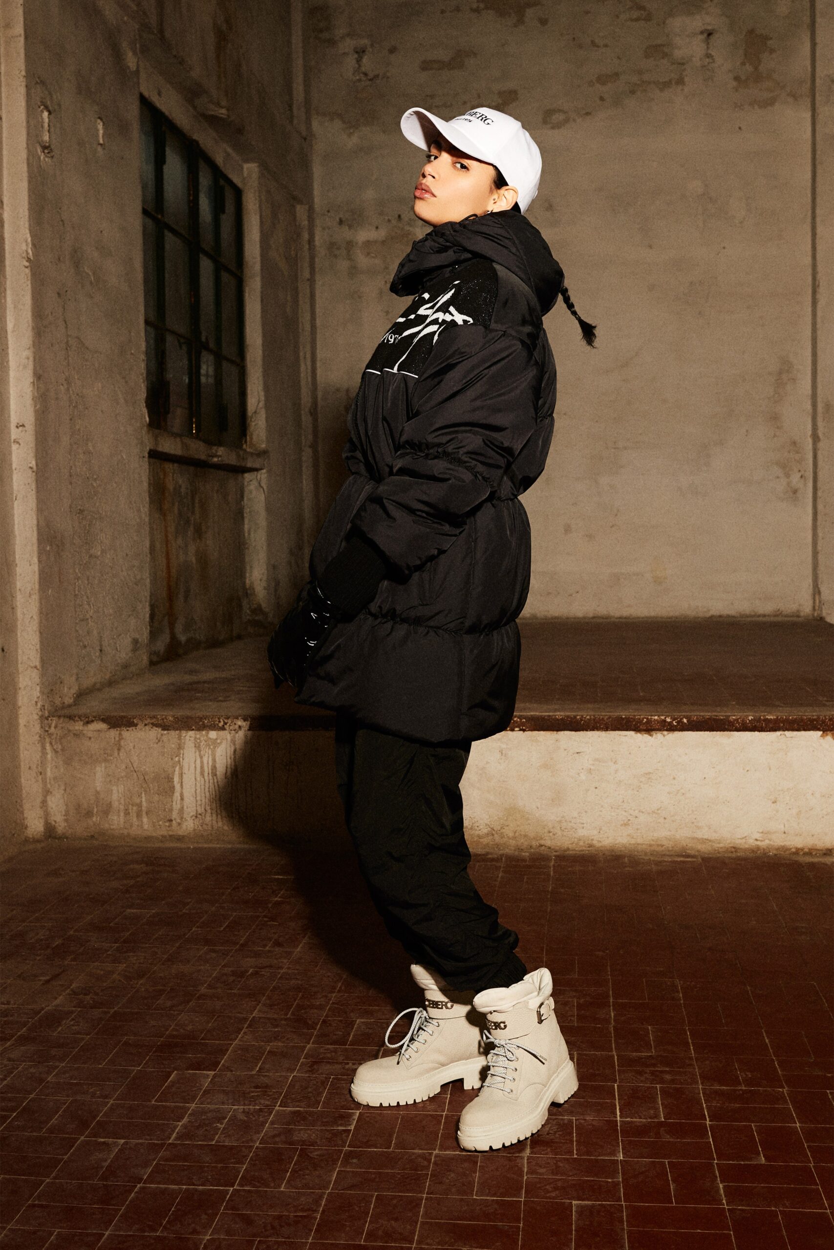 Iceberg F/W 20 Look 11