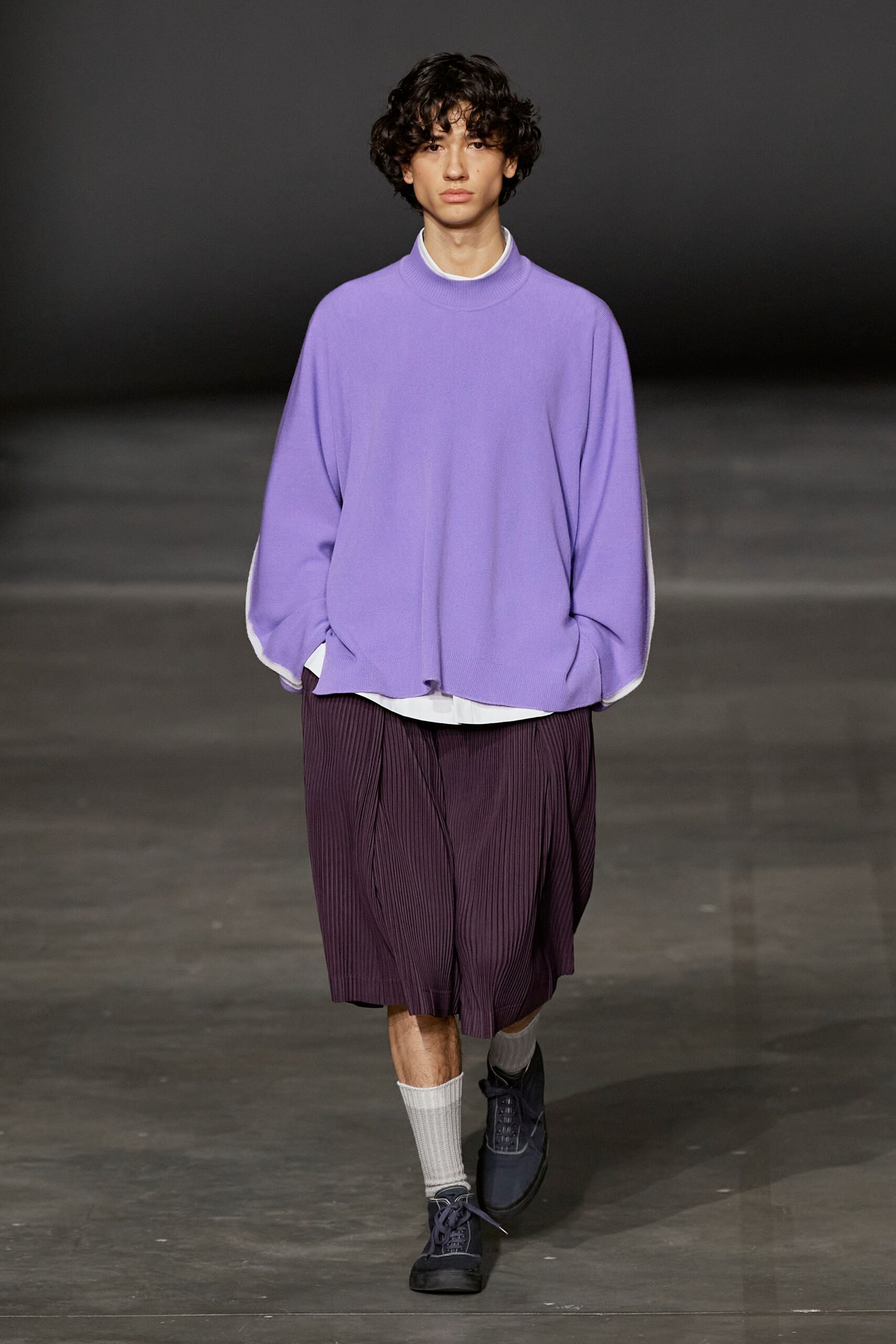 Homme Plissé Issey Miyake F/W 23 Menswear Look 11