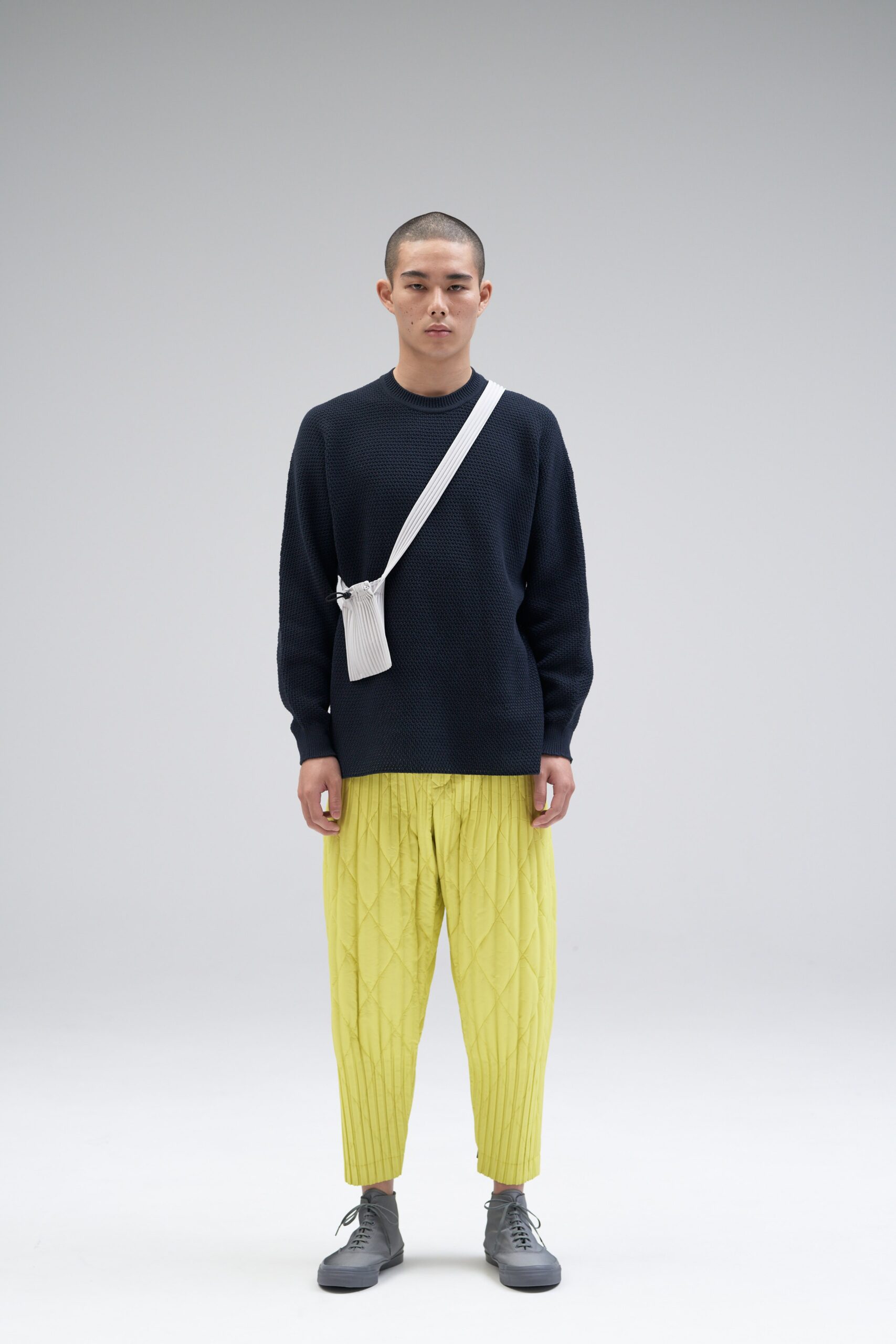 Homme Plissé Issey Miyake F/W 21 Menswear Look 12