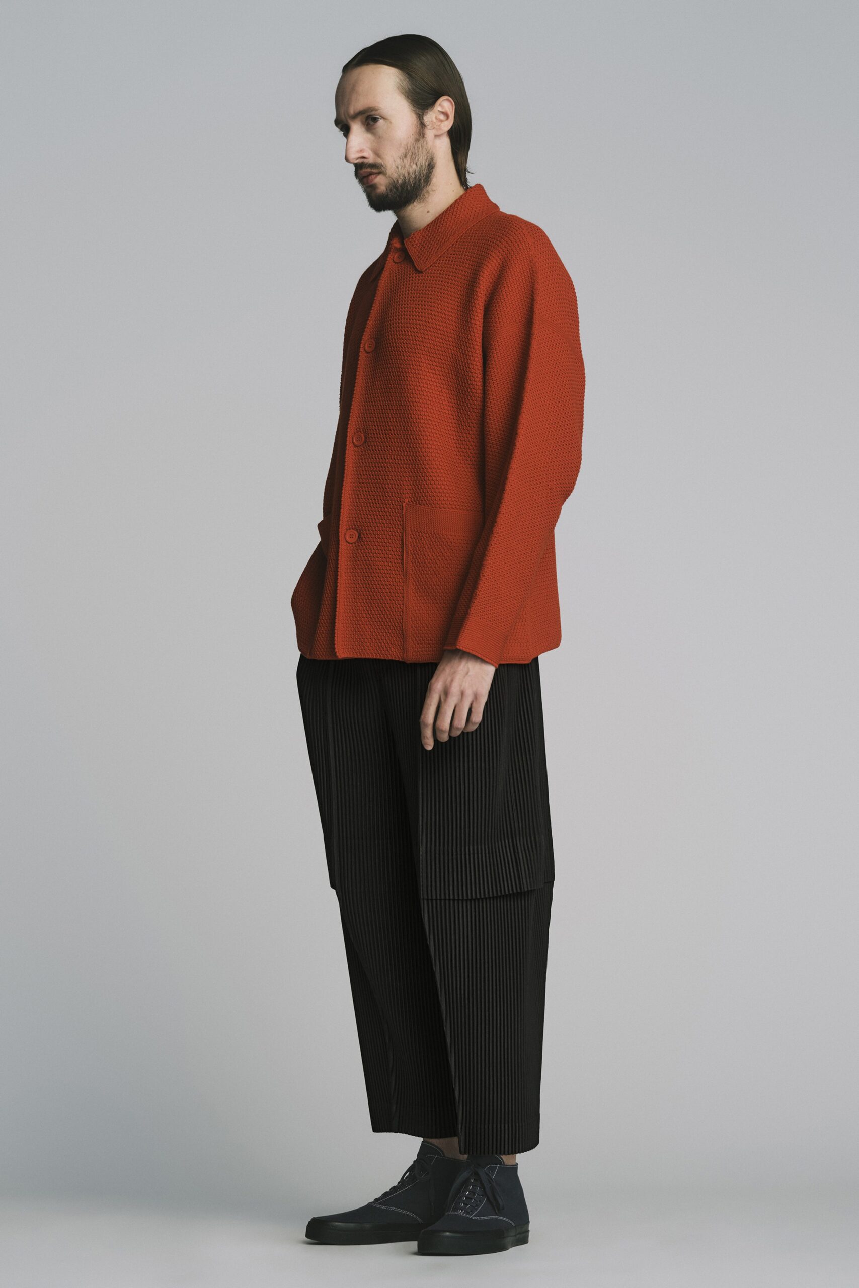 Homme Plissé Issey Miyake F/W 22 Menswear Look 12