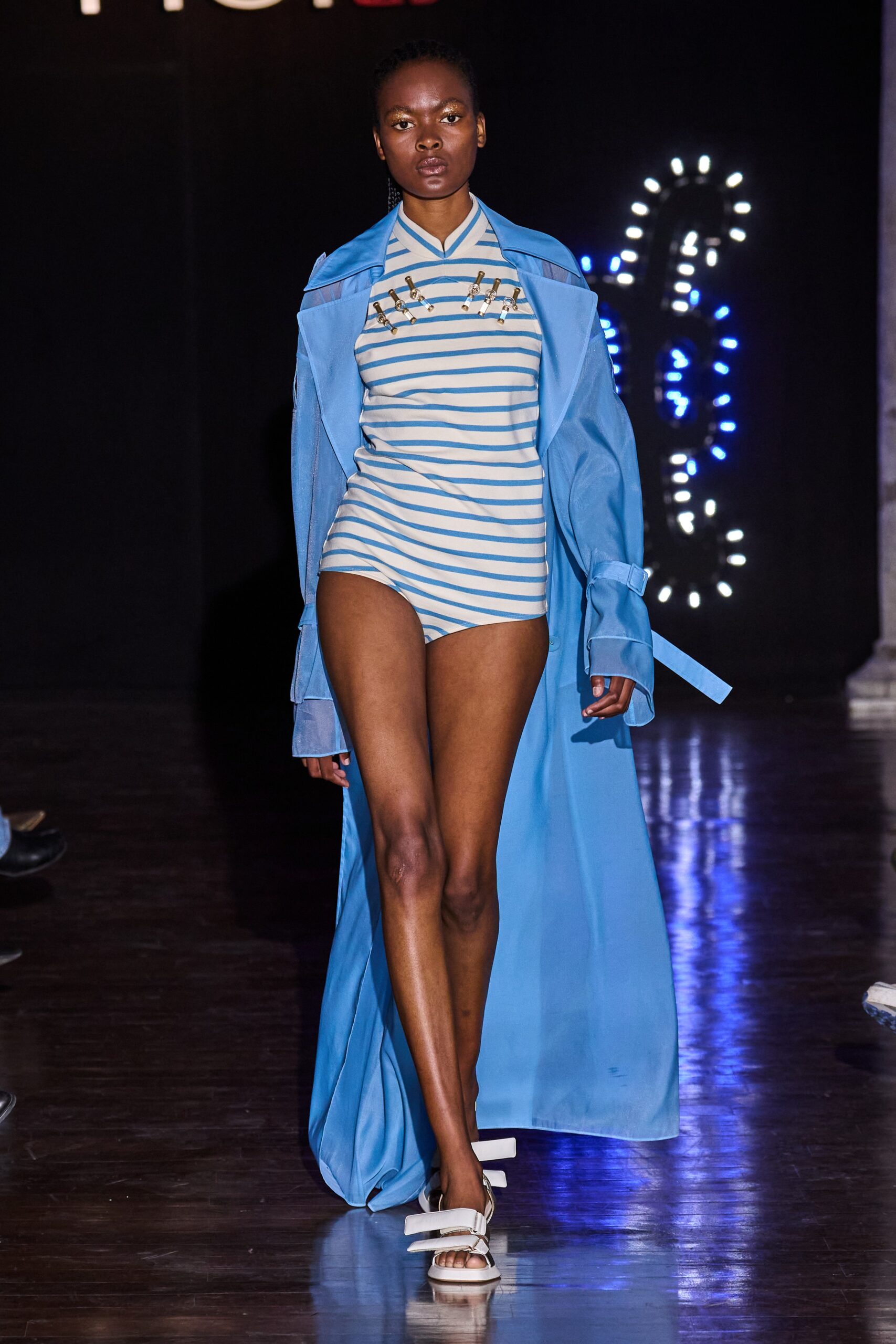 HUI S/S 23 Look 12
