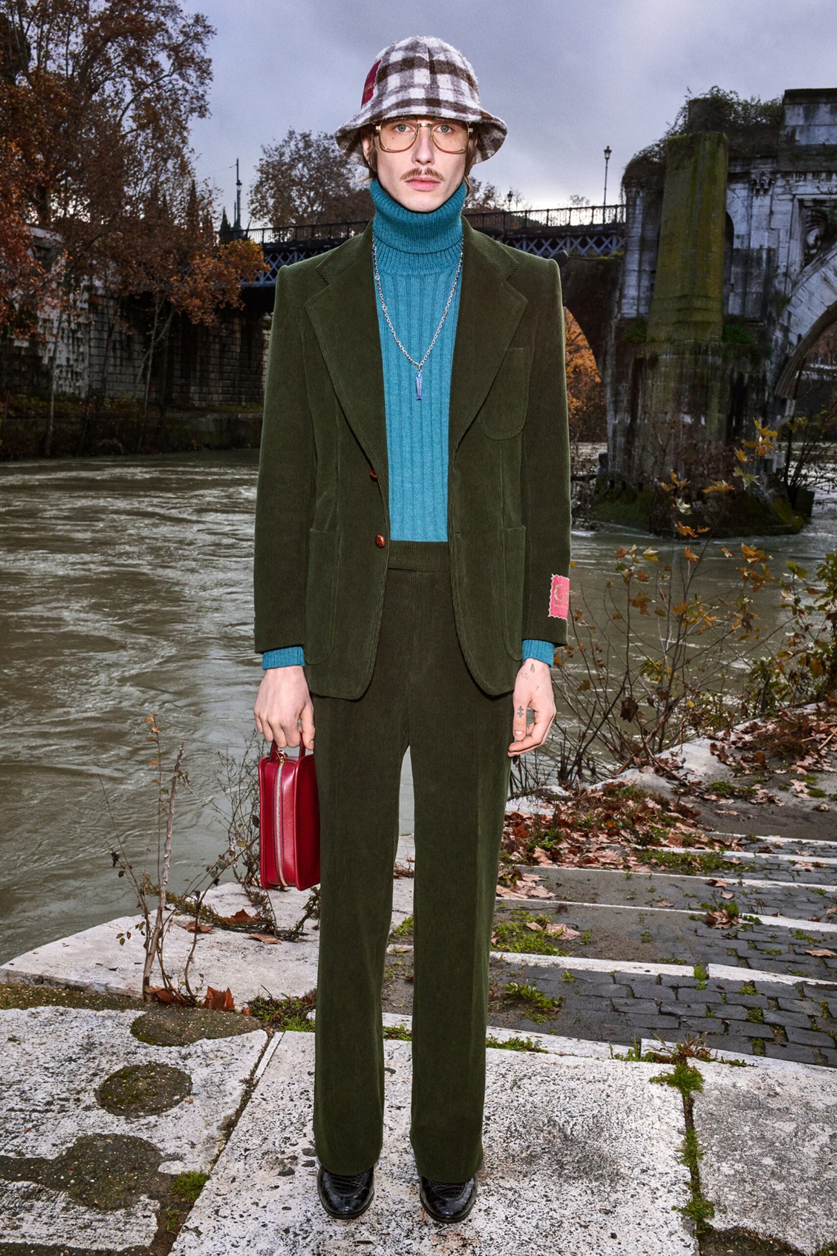 Gucci F/W 20 Look 13