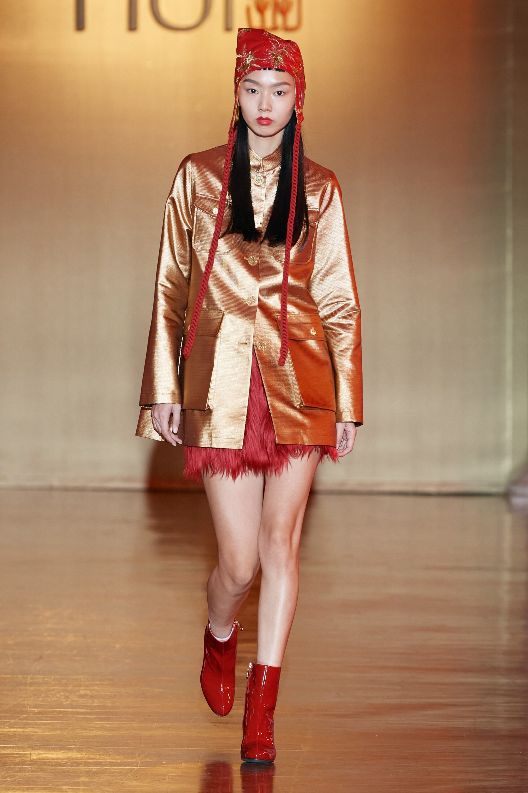 HUI F/W 22 Look 13