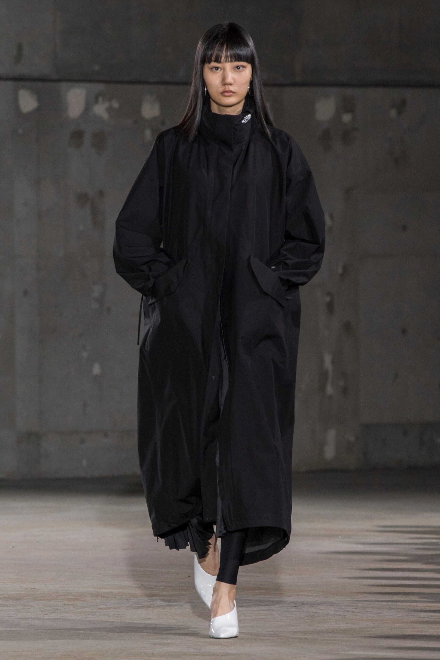Hyke Tokyo S/S 19 Look 14