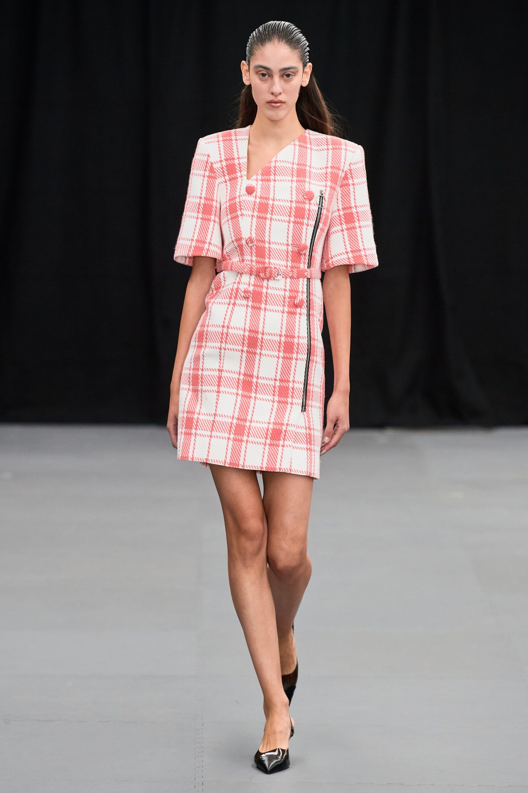 Huishan Zhang S/S 23 Look 14