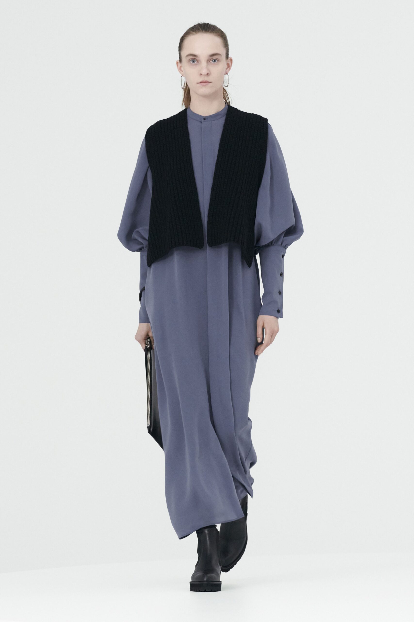 Hyke Tokyo F/W 22 Look 14