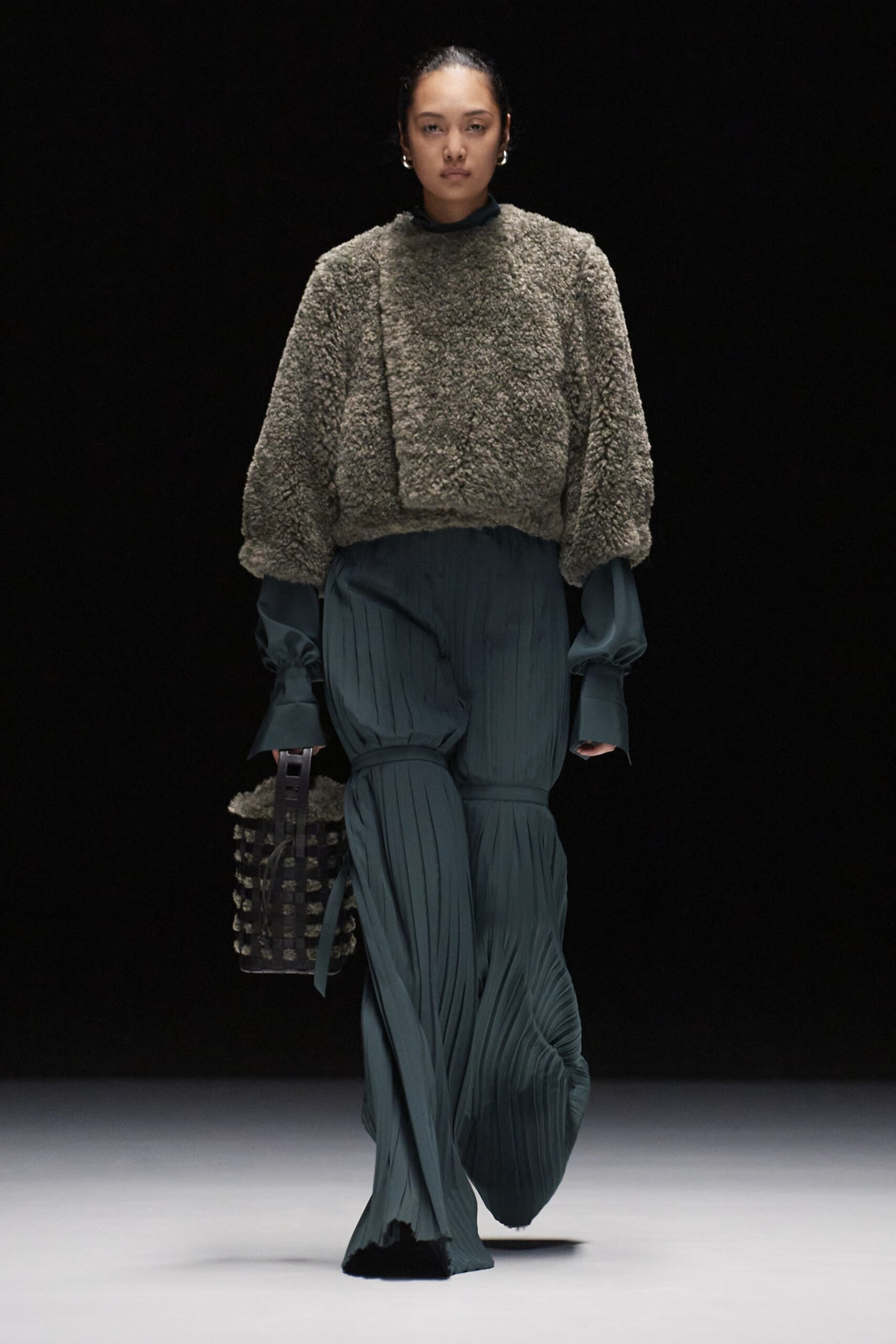 Hyke Tokyo F/W 23 Look 14