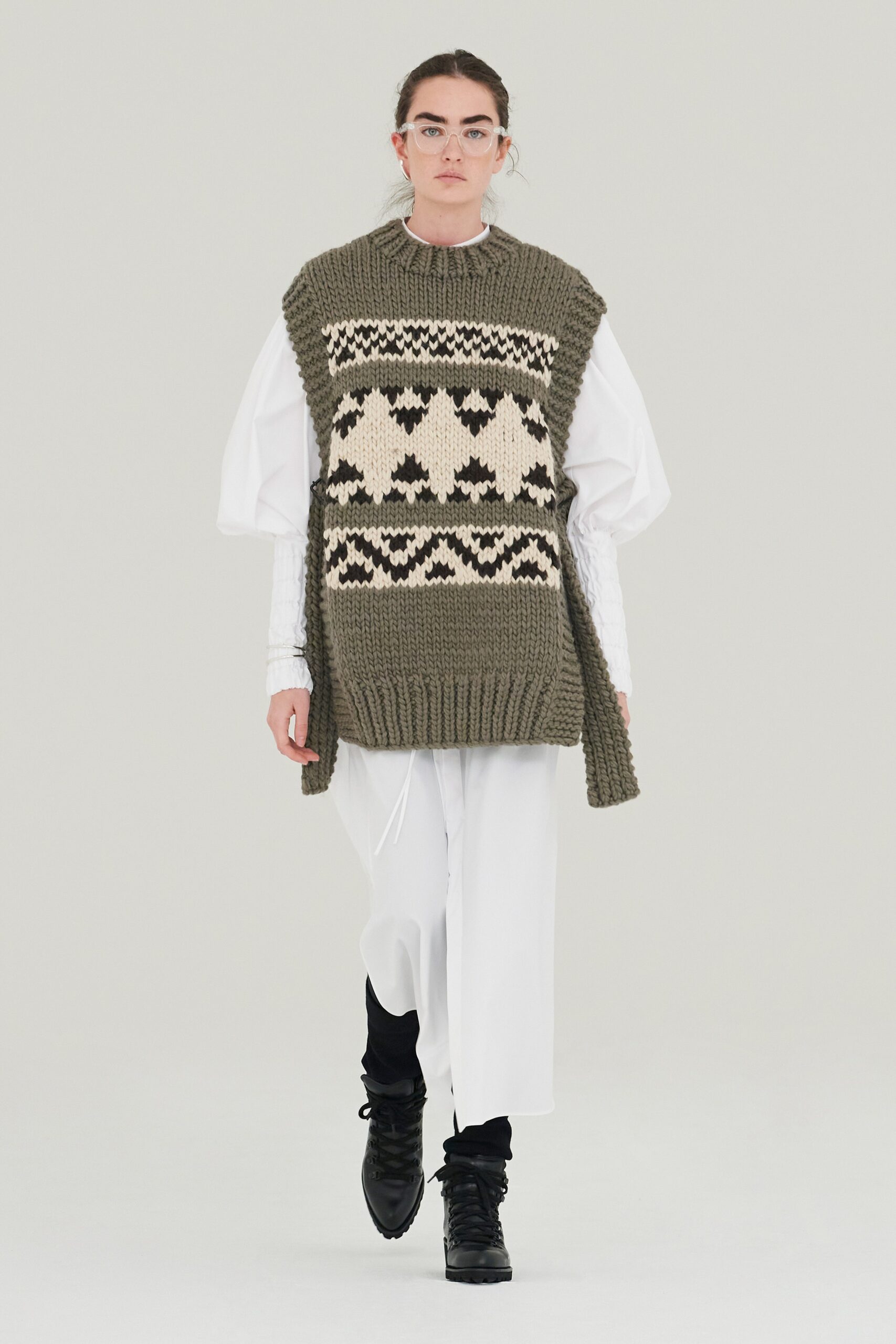 Hyke Tokyo F/W 21 Look 15