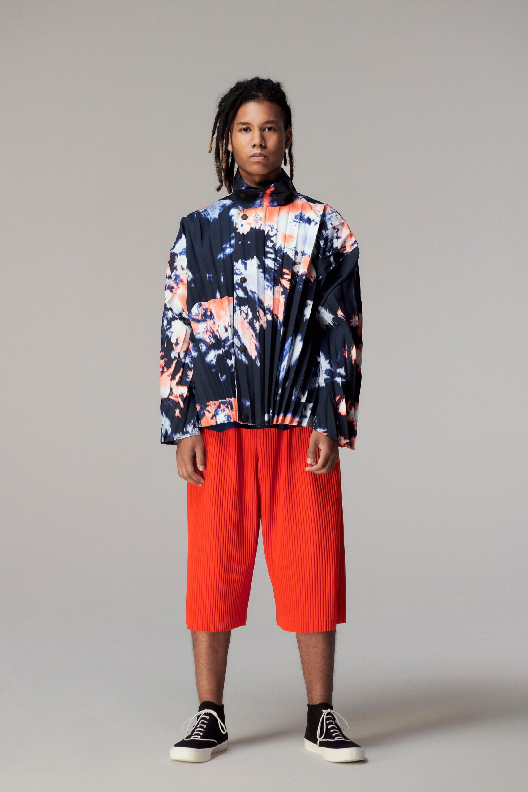 Homme Plissé Issey Miyake S/S 21 Menswear Look 15
