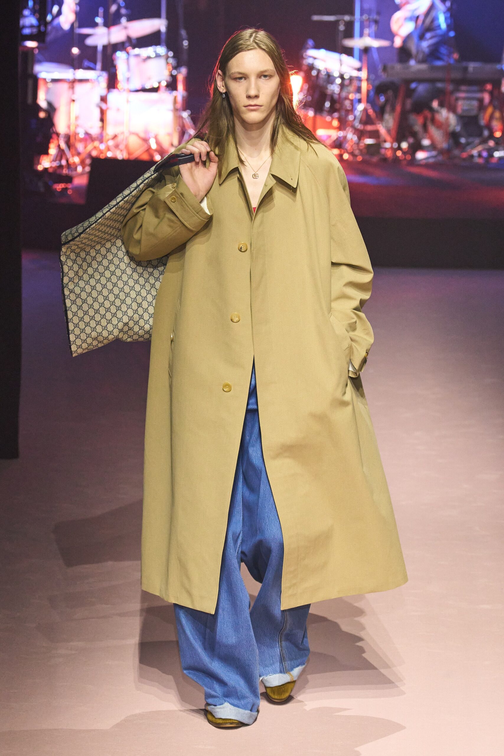 Gucci F/W 23 Menswear Look 15
