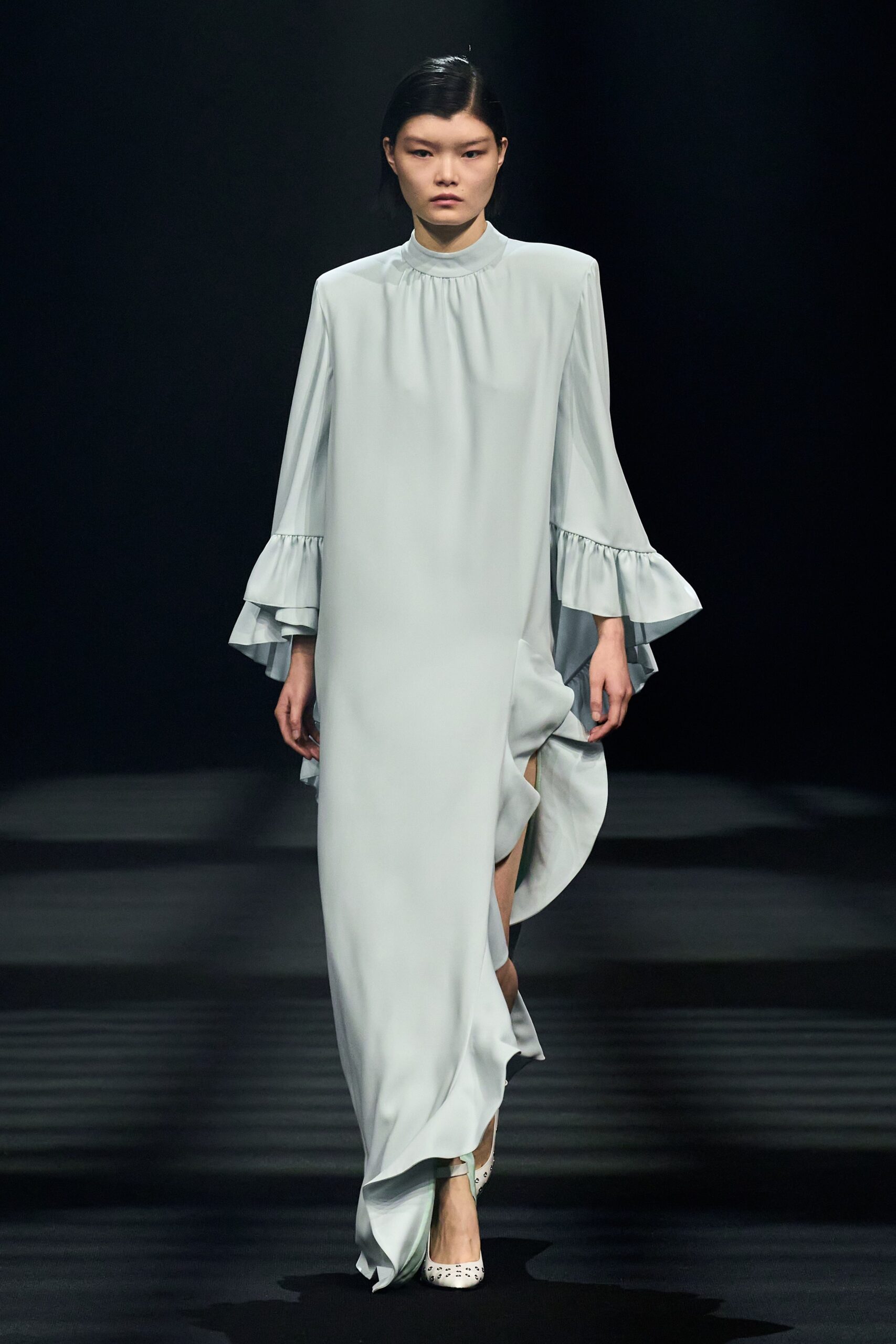 Huishan Zhang F/W 23 Look 15