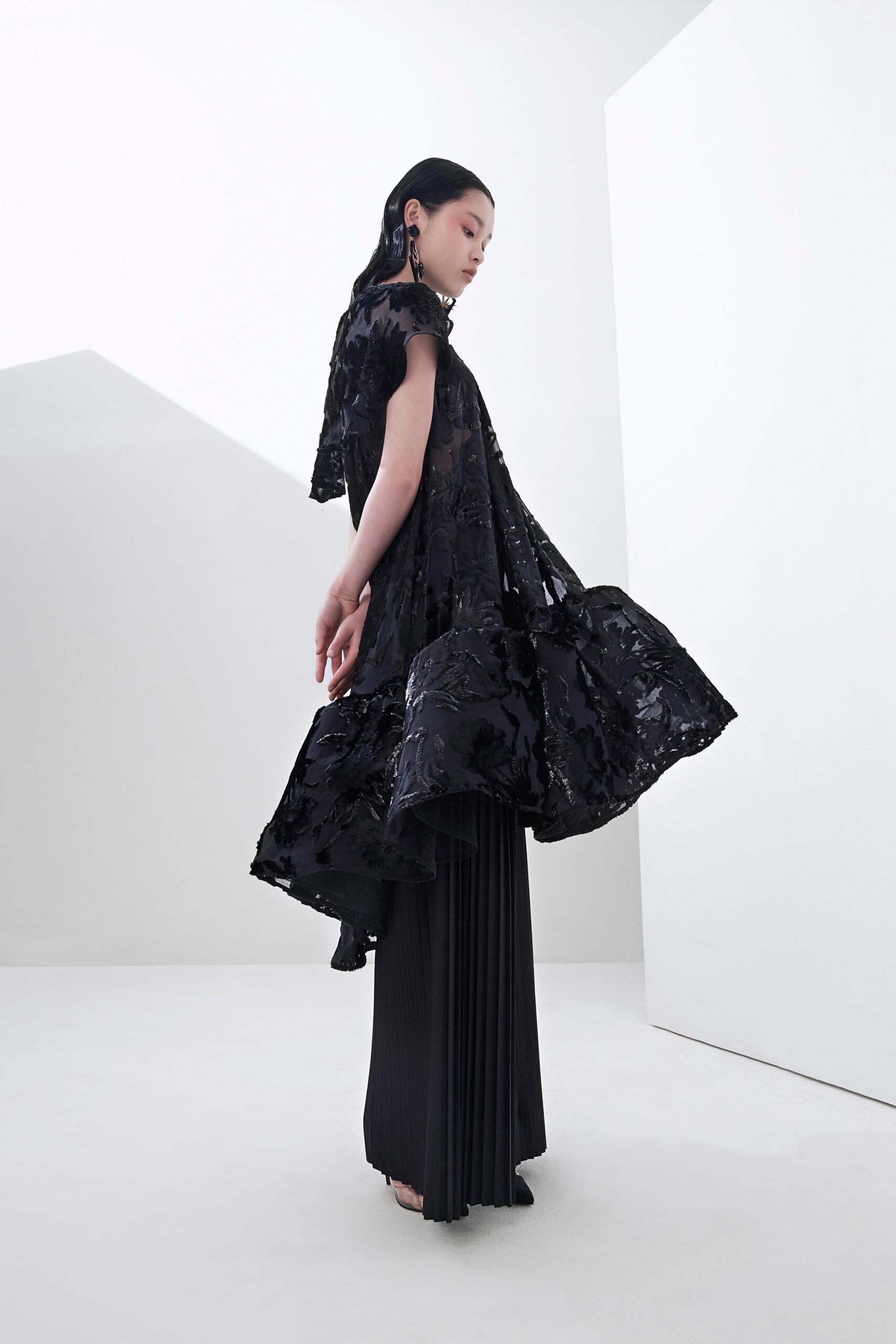 Huishan Zhang F/W 19 Look 15