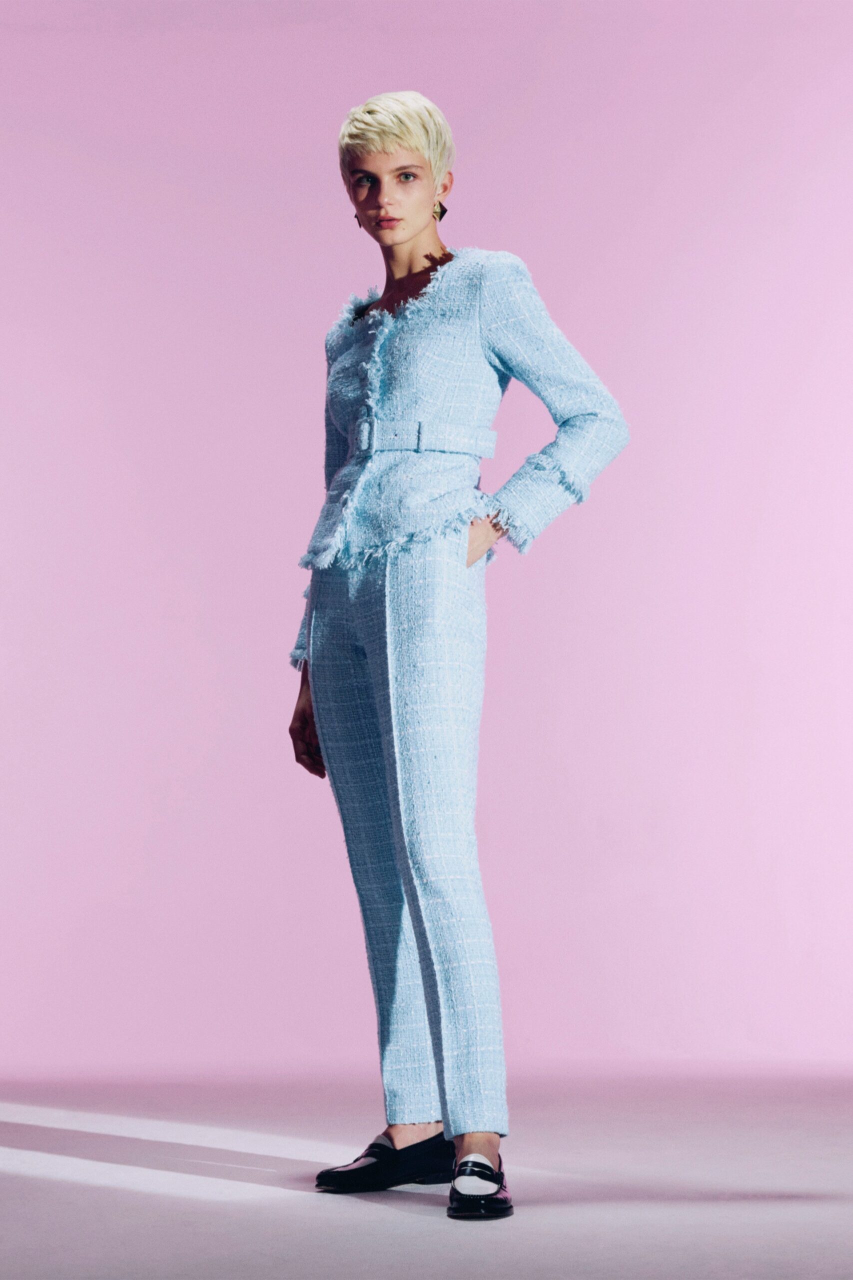 Huishan Zhang F/W 22 Look 16