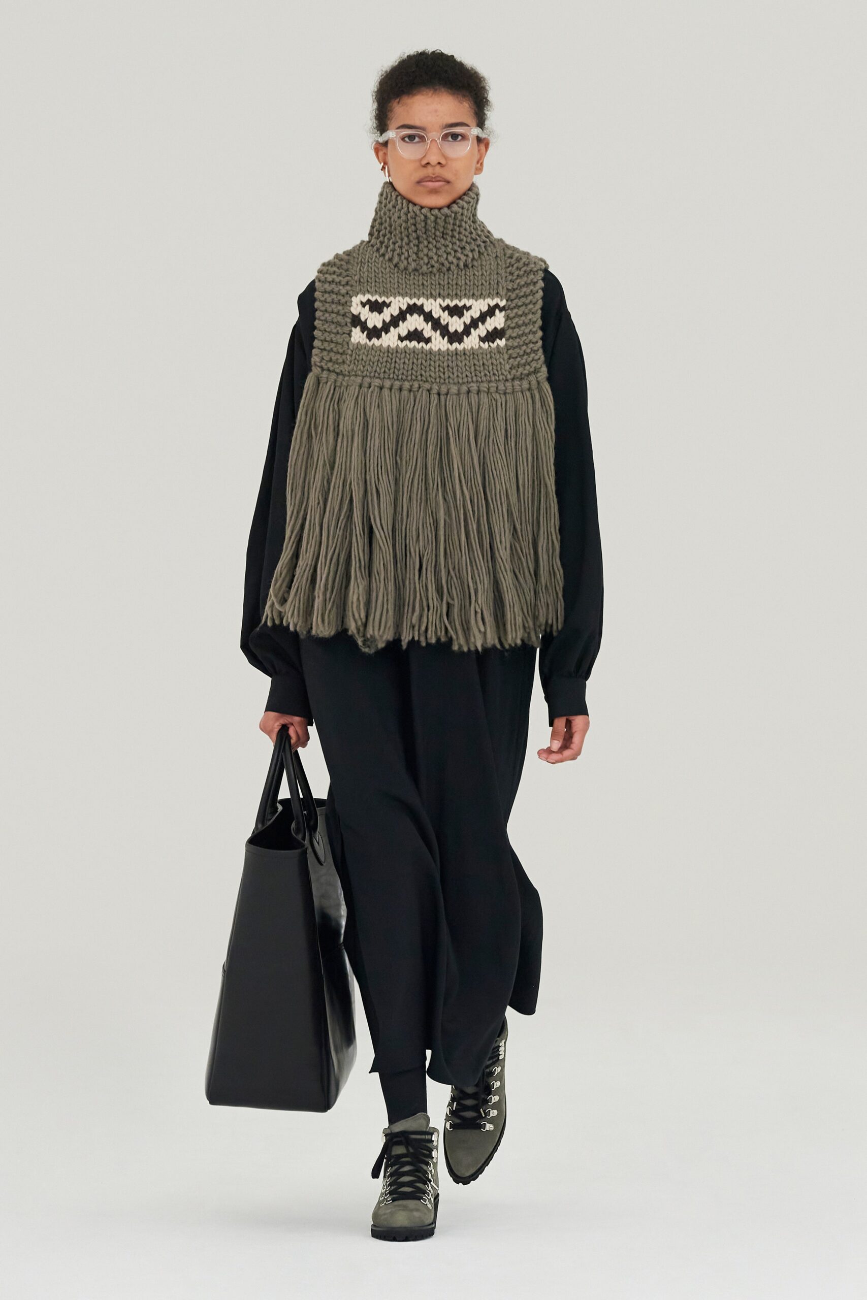 Hyke Tokyo F/W 21 Look 16